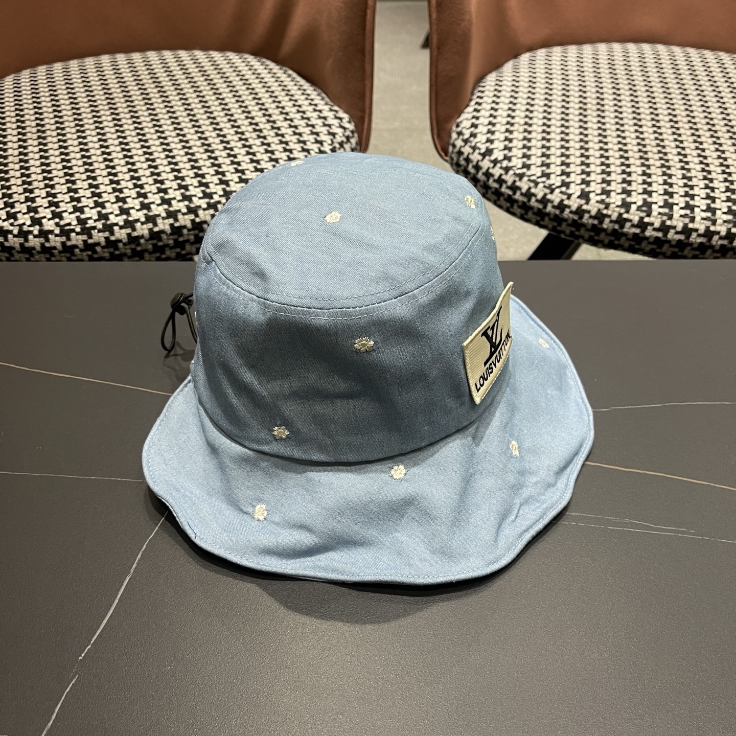 LV路易威登 春夏天渔夫帽女防晒青年宽檐遮阳帽韩版小花刺绣后镂空休闲帽
