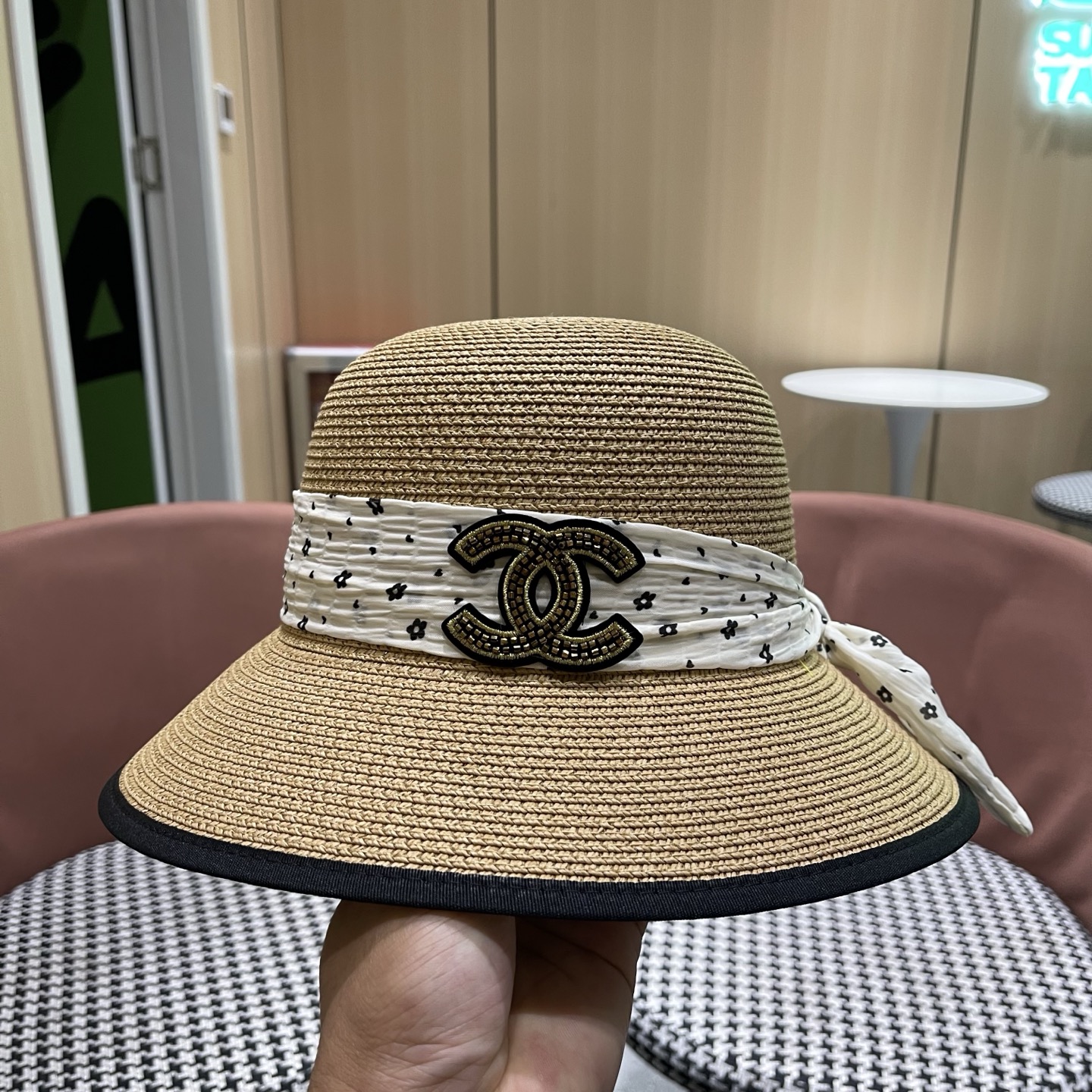 CHANEL香奈儿 草帽女夏季新款波点蝴蝶结飘带草编遮阳帽百搭出游度假防晒太阳帽