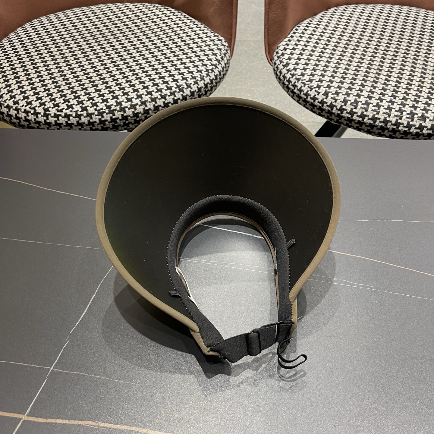 celine赛琳新款空顶发箍遮阳帽，可调节，头围57cm