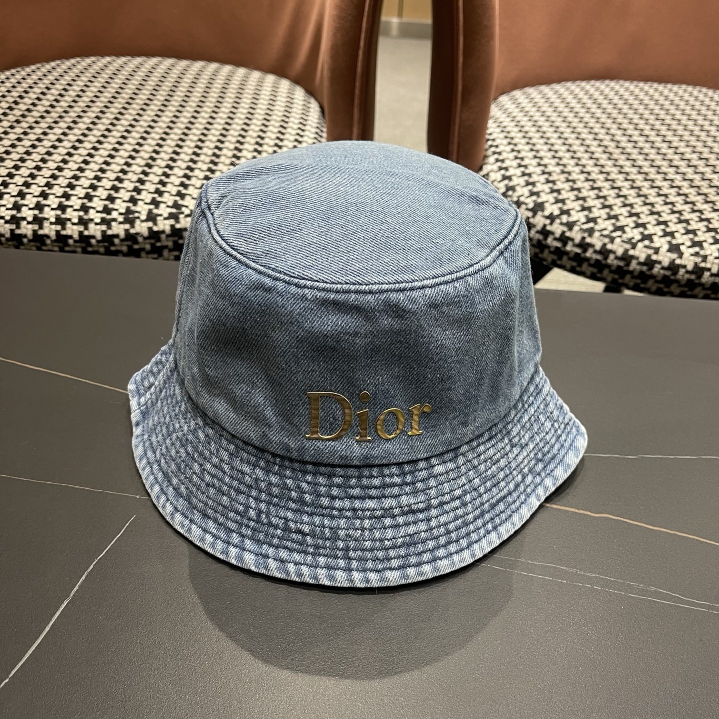 NO:764528,[DIOR Dior] New denim bucket hat, versatile everyday style ~ casual outing #men and women's hats straw hat bucket hat baseball cap, hat, dior, dior, espadrilles, hats19860909【DIOR迪奥】新款牛仔渔夫帽,百搭日常款～休闲出街#男女款帽子草帽渔夫帽棒球帽,帽子,dior,dior,espadrilles,hats,hat