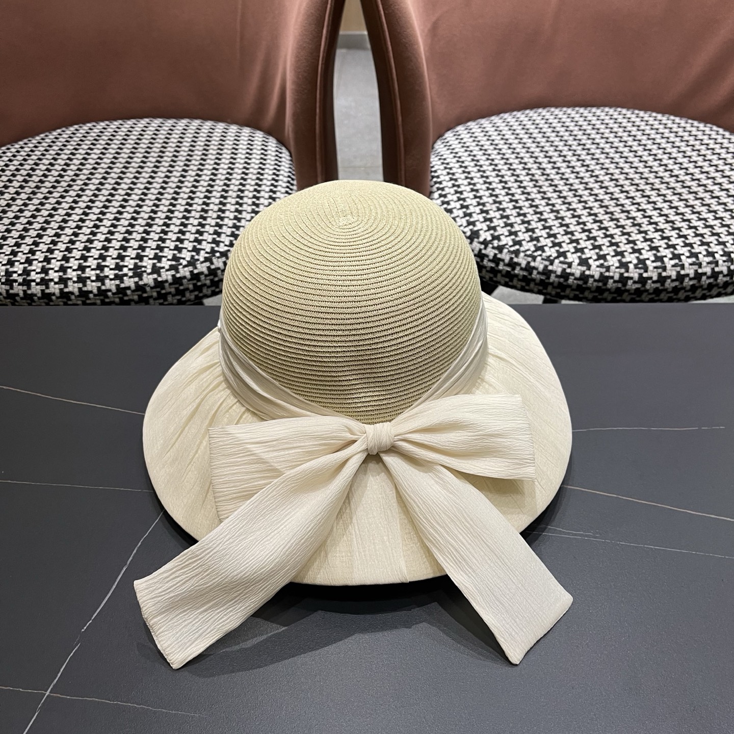 MONCLER（蒙口）春夏大帽檐防晒遮阳帽新款蝴蝶结网纱韩版优雅气质渔夫帽夏季草帽