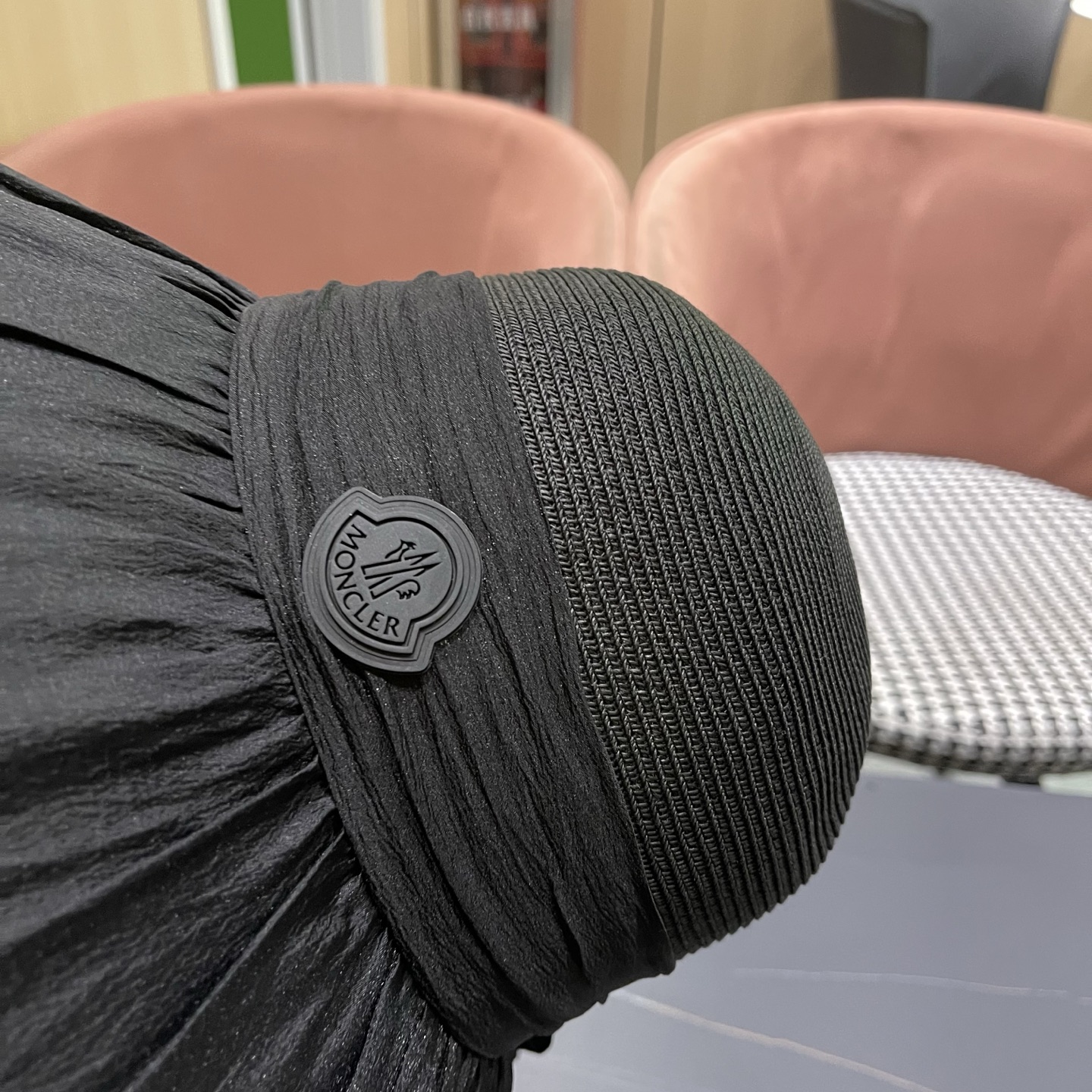 MONCLER（蒙口）春夏大帽檐防晒遮阳帽新款蝴蝶结网纱韩版优雅气质渔夫帽夏季草帽