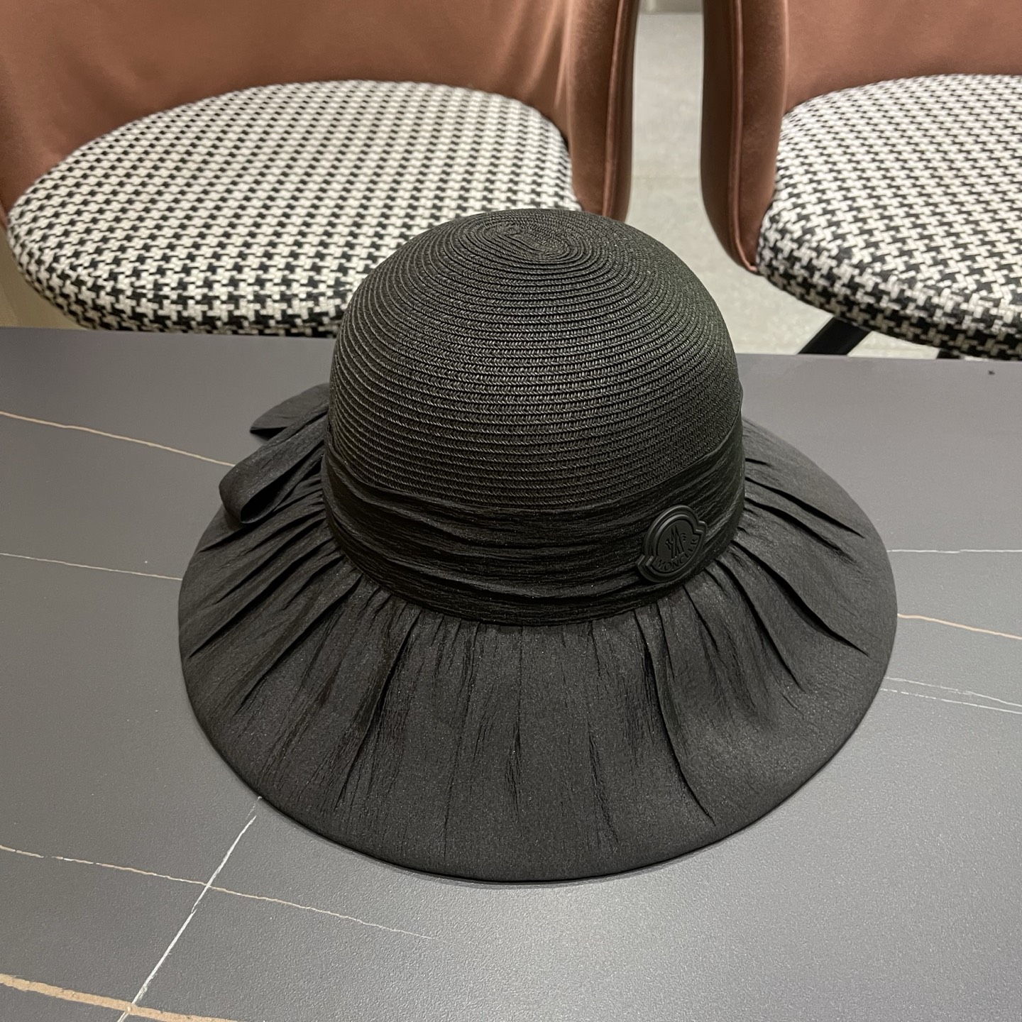 MONCLER（蒙口）春夏大帽檐防晒遮阳帽新款蝴蝶结网纱韩版优雅气质渔夫帽夏季草帽