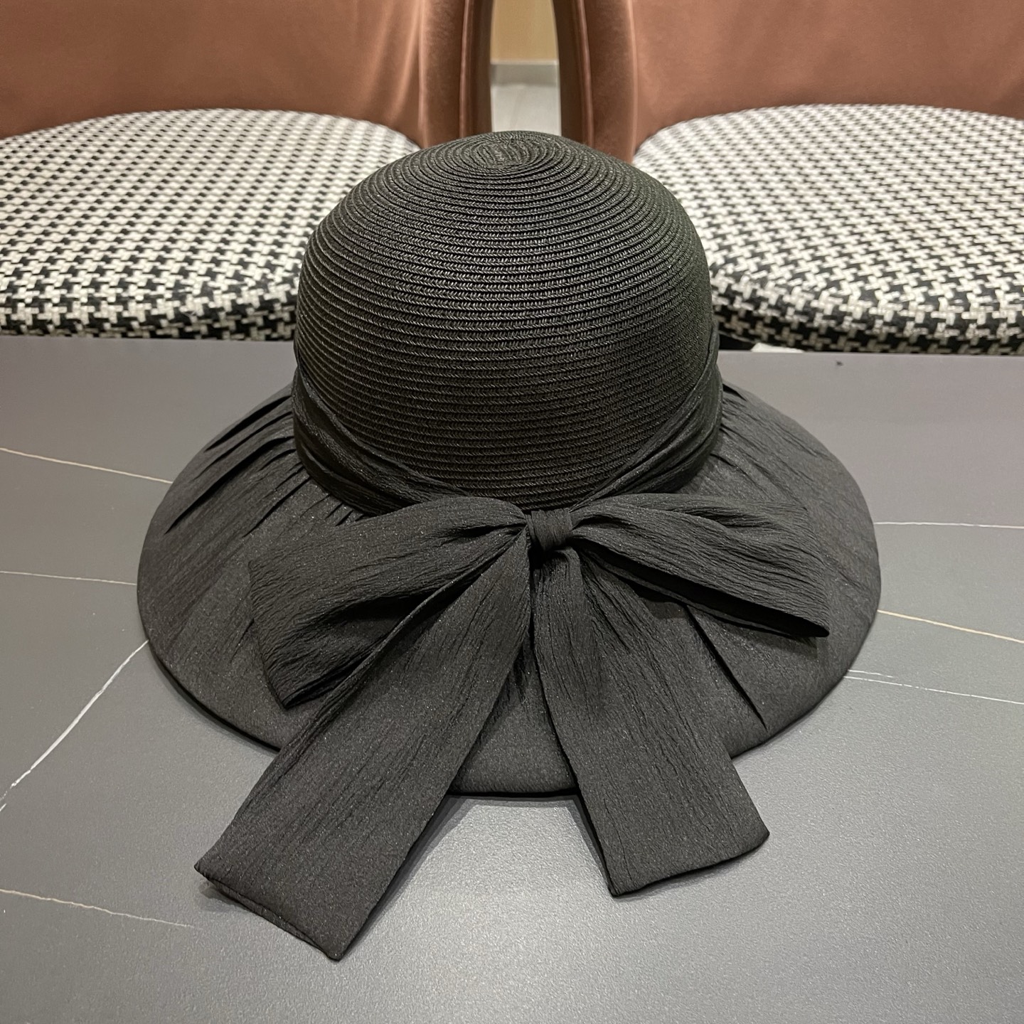 MONCLER（蒙口）春夏大帽檐防晒遮阳帽新款蝴蝶结网纱韩版优雅气质渔夫帽夏季草帽
