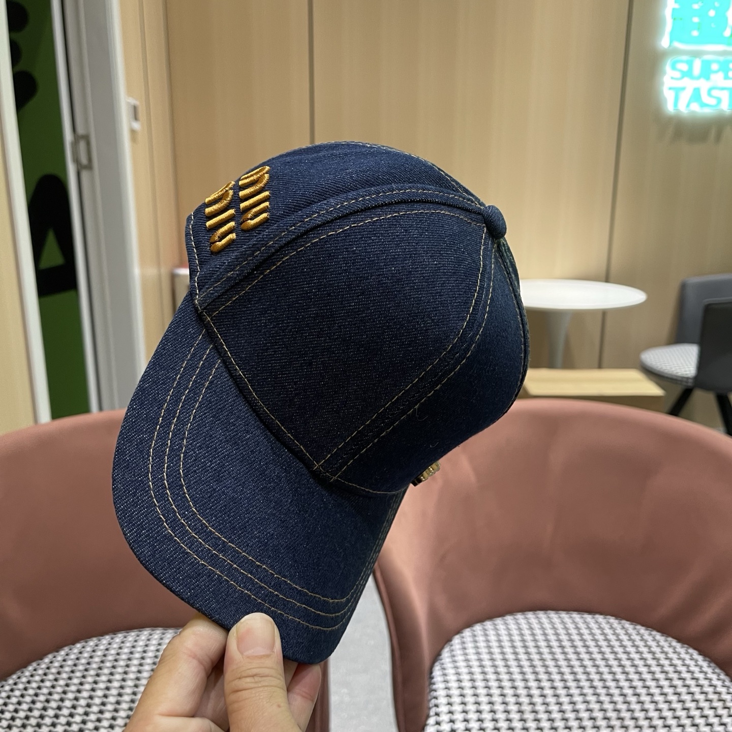 谬谬miumiu 原单春夏新款牛仔棒球帽，正品开模订制，原版做工细致质量超赞！