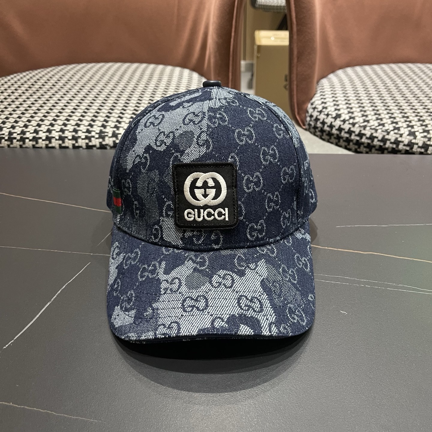 古奇棒球帽♥️GUCCI🧢官网新品，洗水棒球帽，原单品质火爆来袭 工艺非常精美 高档大气上档次！低调奢华