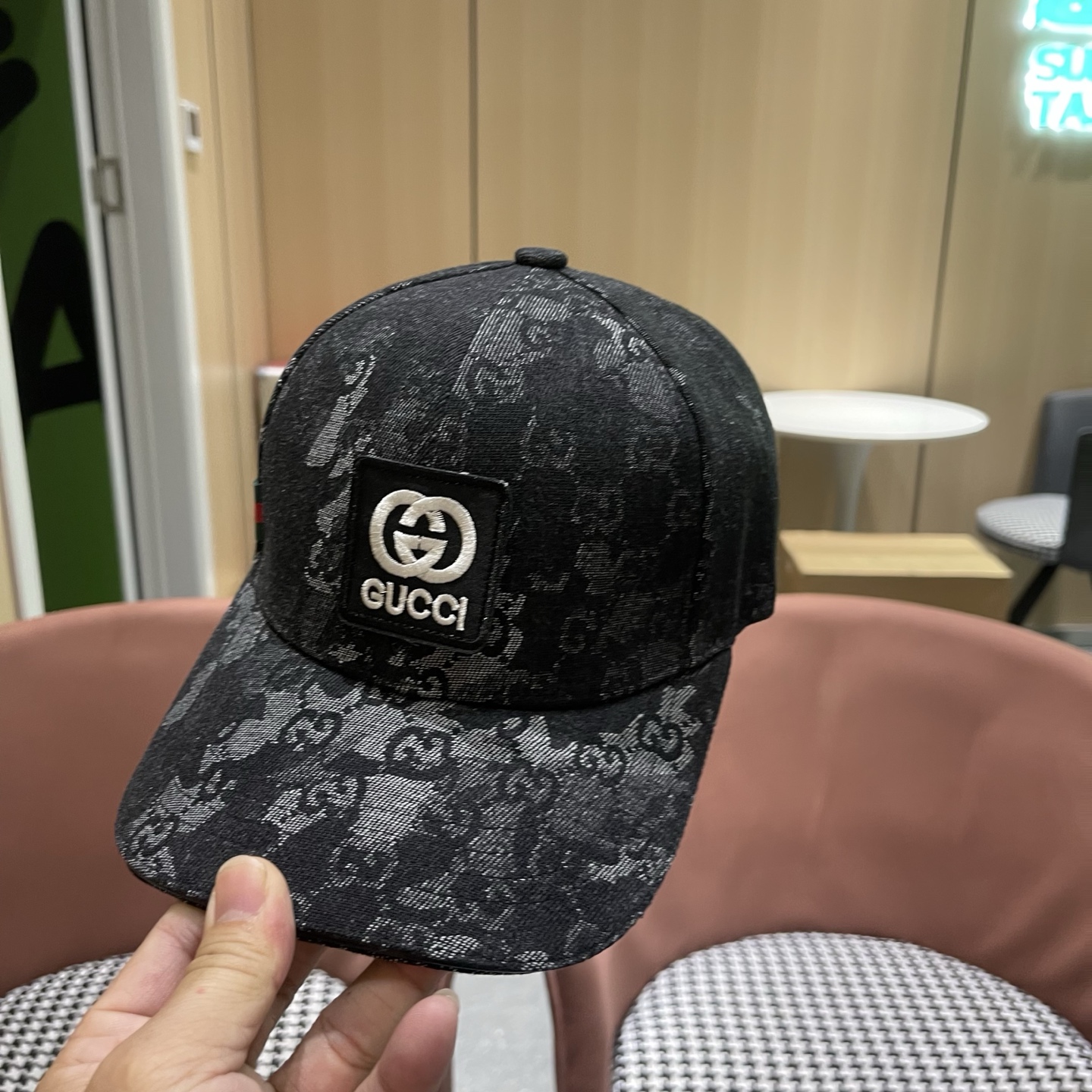 古奇棒球帽♥️GUCCI🧢官网新品，洗水棒球帽，原单品质火爆来袭 工艺非常精美 高档大气上档次！低调奢华