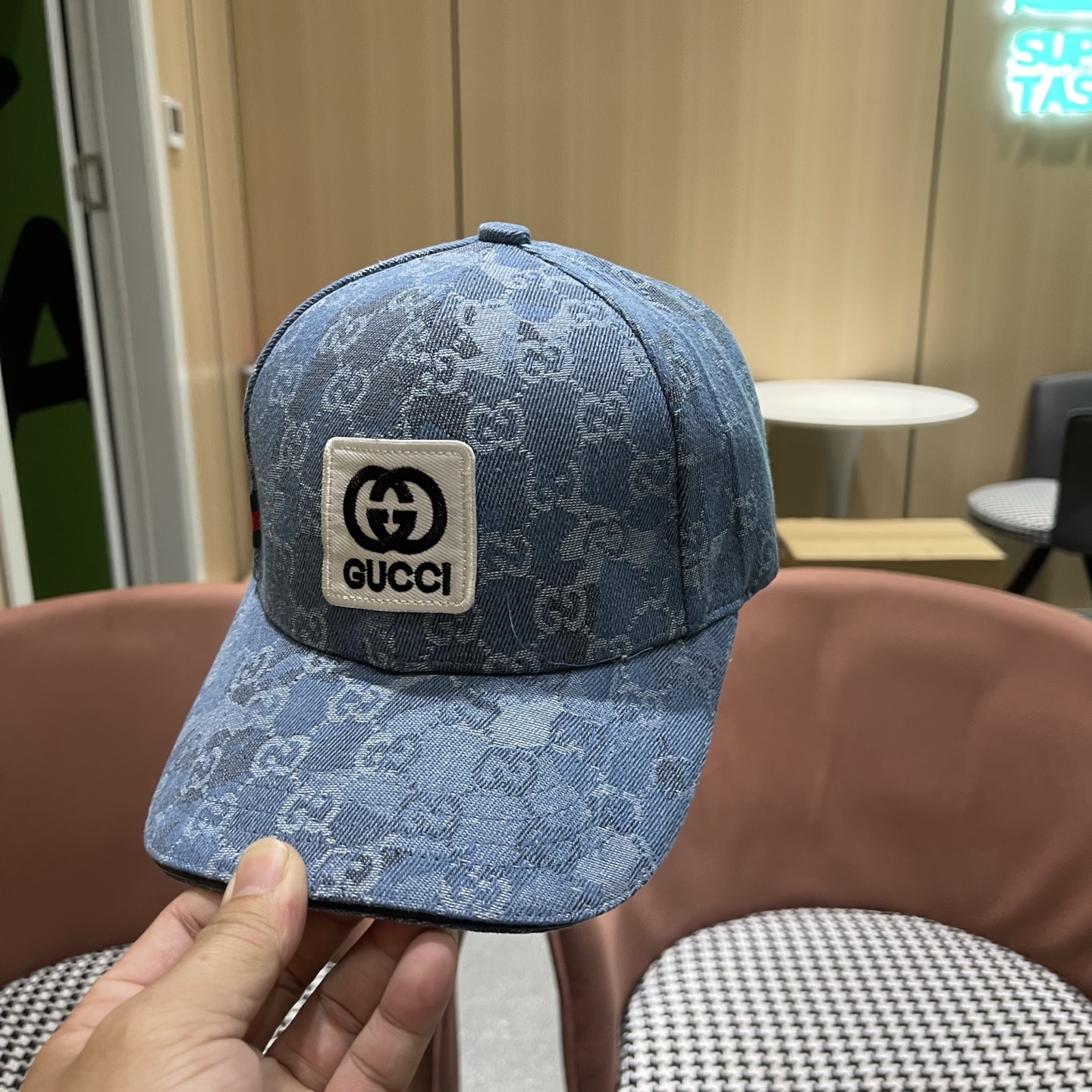 古奇棒球帽♥️GUCCI🧢官网新品，洗水棒球帽，原单品质火爆来袭 工艺非常精美 高档大气上档次！低调奢华