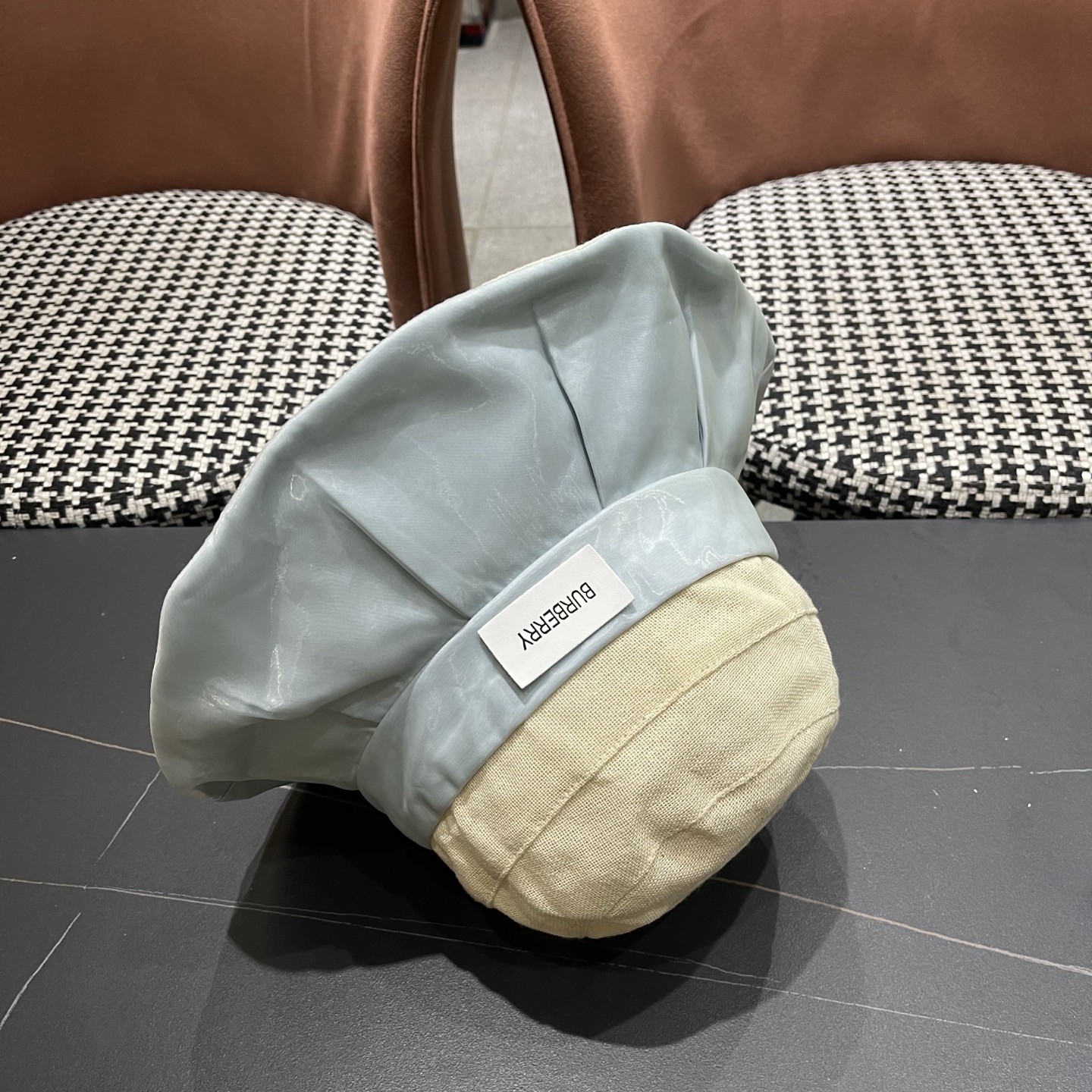 BURBERRY 巴宝莉 防晒渔夫帽新款显脸小夏季防紫外线薄款户外遮阳大檐太阳帽子女夏