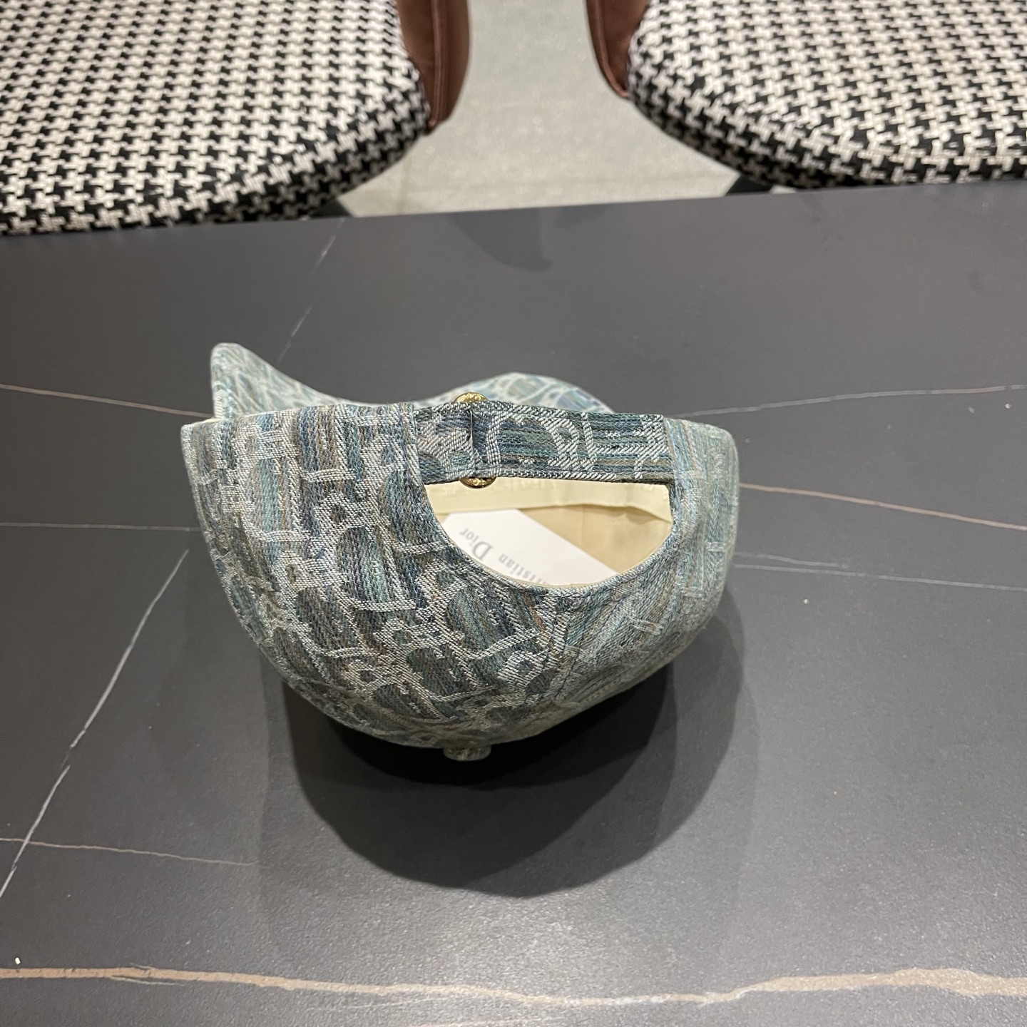 【OIOR迪奥】棒球帽🧢，欧美重工手法，多重内里，曰韩潮流，时尚大气，帅哥美女必入款旅游出行必备！！！。