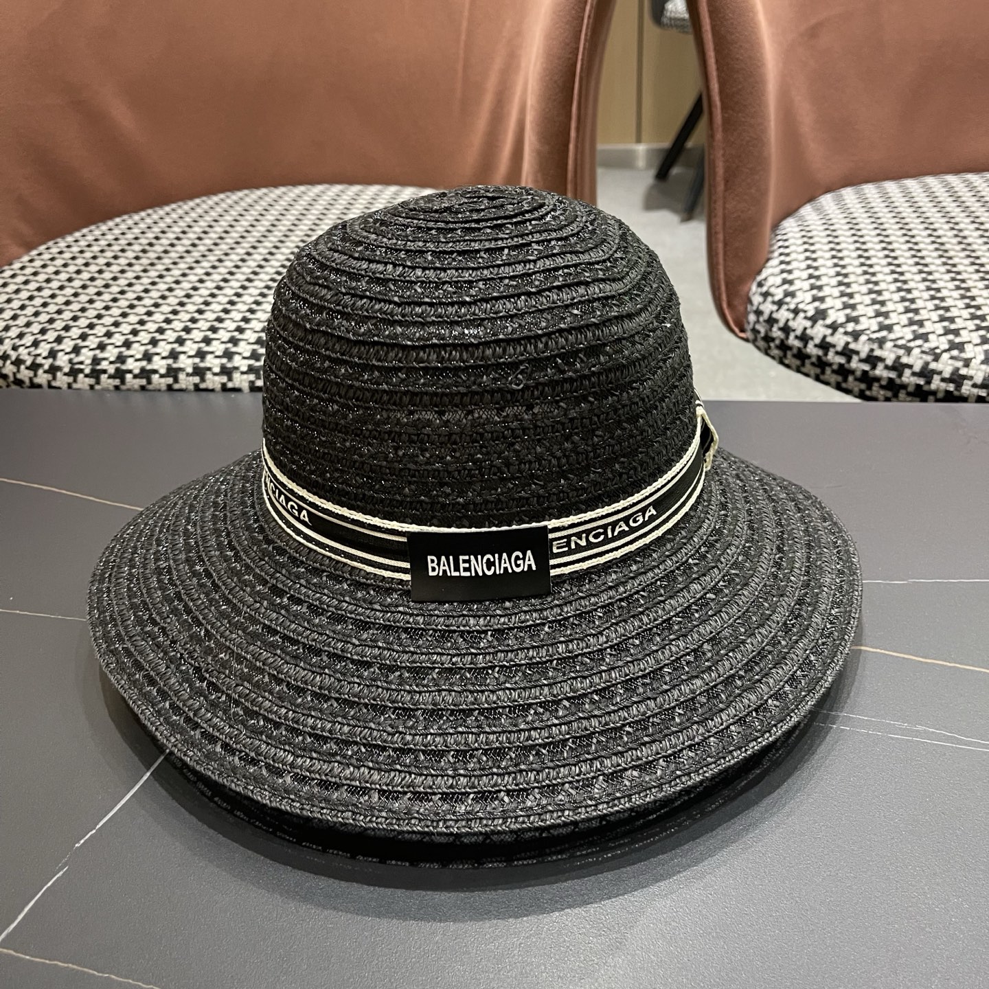 巴黎世家Balenciaga早春新款韩版休闲时尚，名媛必备！遮阳帽女镂空草帽防紫外线大檐遮脸防晒太阳渔夫