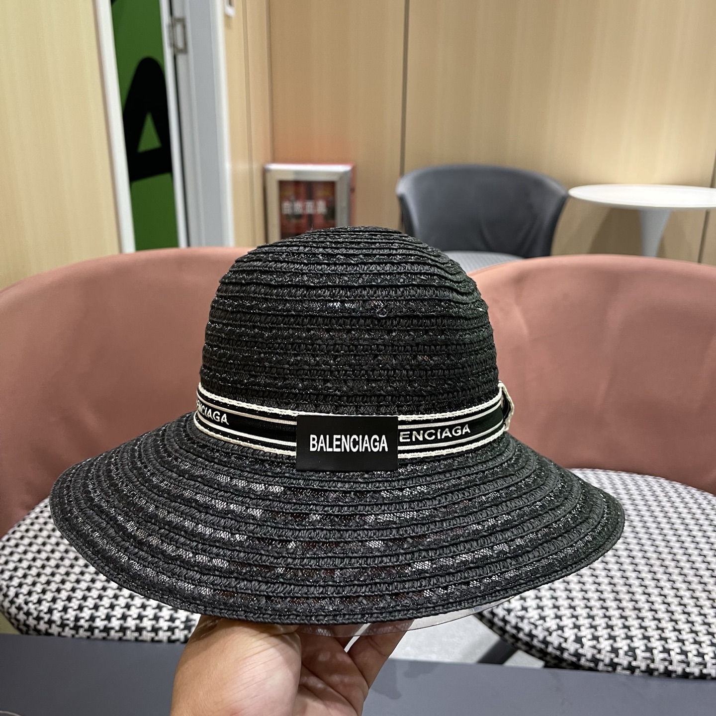 巴黎世家Balenciaga早春新款韩版休闲时尚，名媛必备！遮阳帽女镂空草帽防紫外线大檐遮脸防晒太阳渔夫