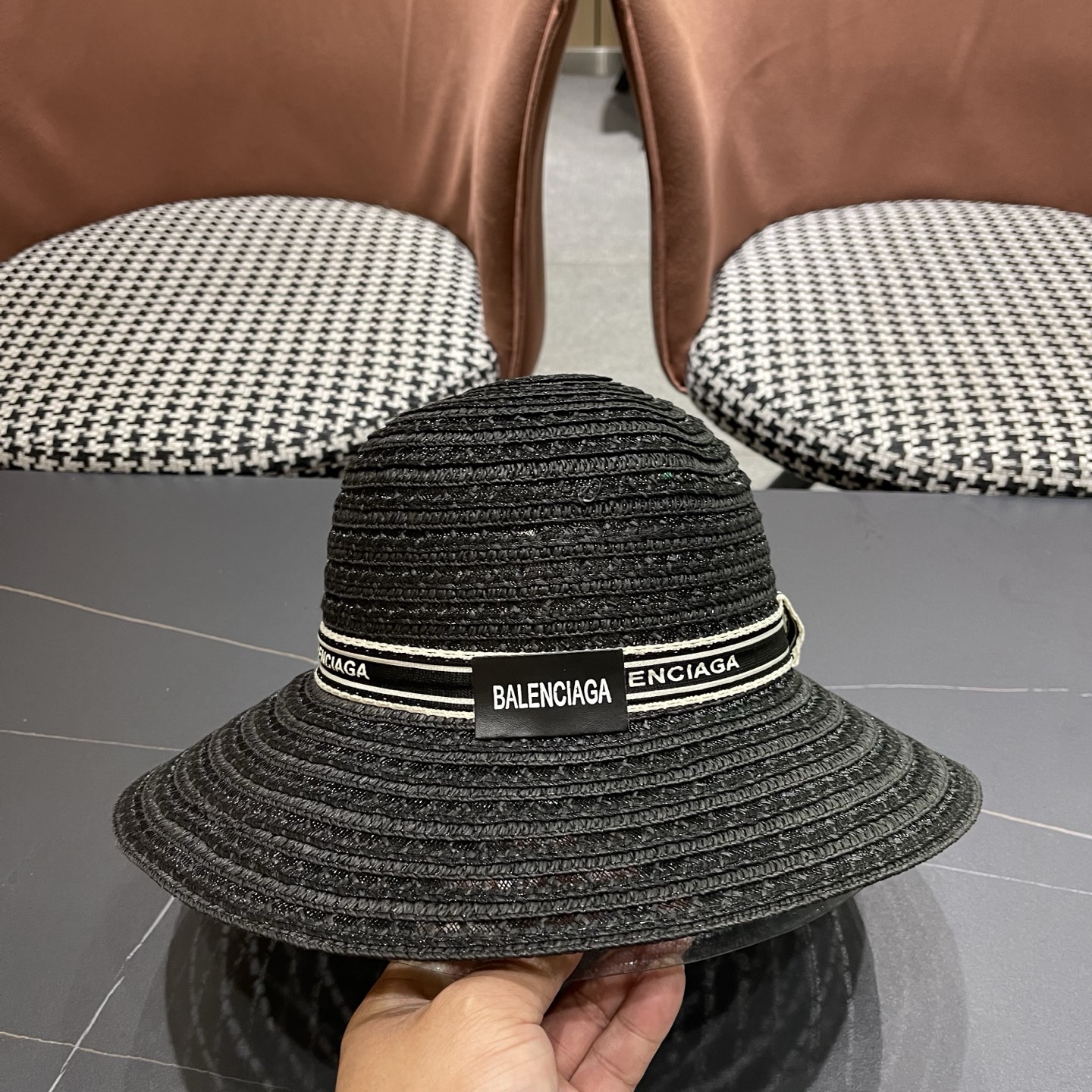 巴黎世家Balenciaga早春新款韩版休闲时尚，名媛必备！遮阳帽女镂空草帽防紫外线大檐遮脸防晒太阳渔夫