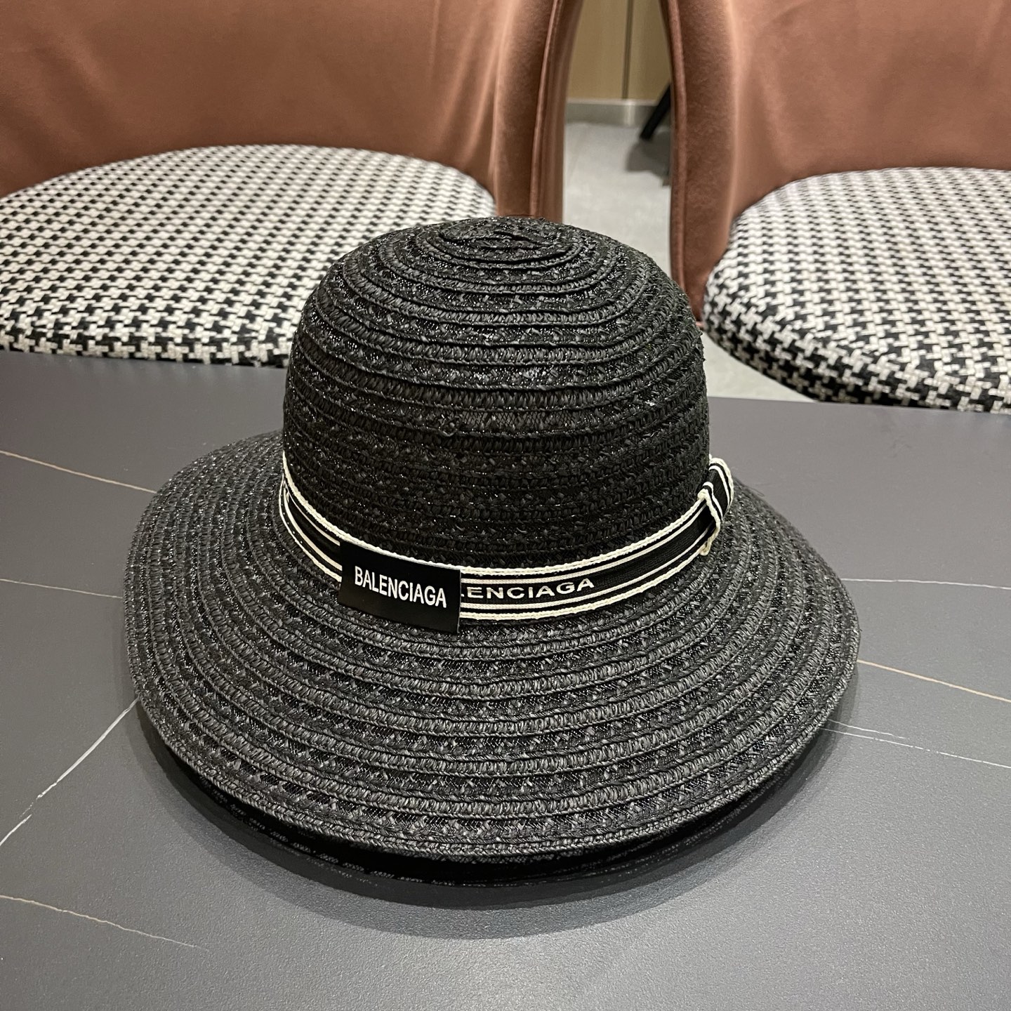 巴黎世家Balenciaga早春新款韩版休闲时尚，名媛必备！遮阳帽女镂空草帽防紫外线大檐遮脸防晒太阳渔夫