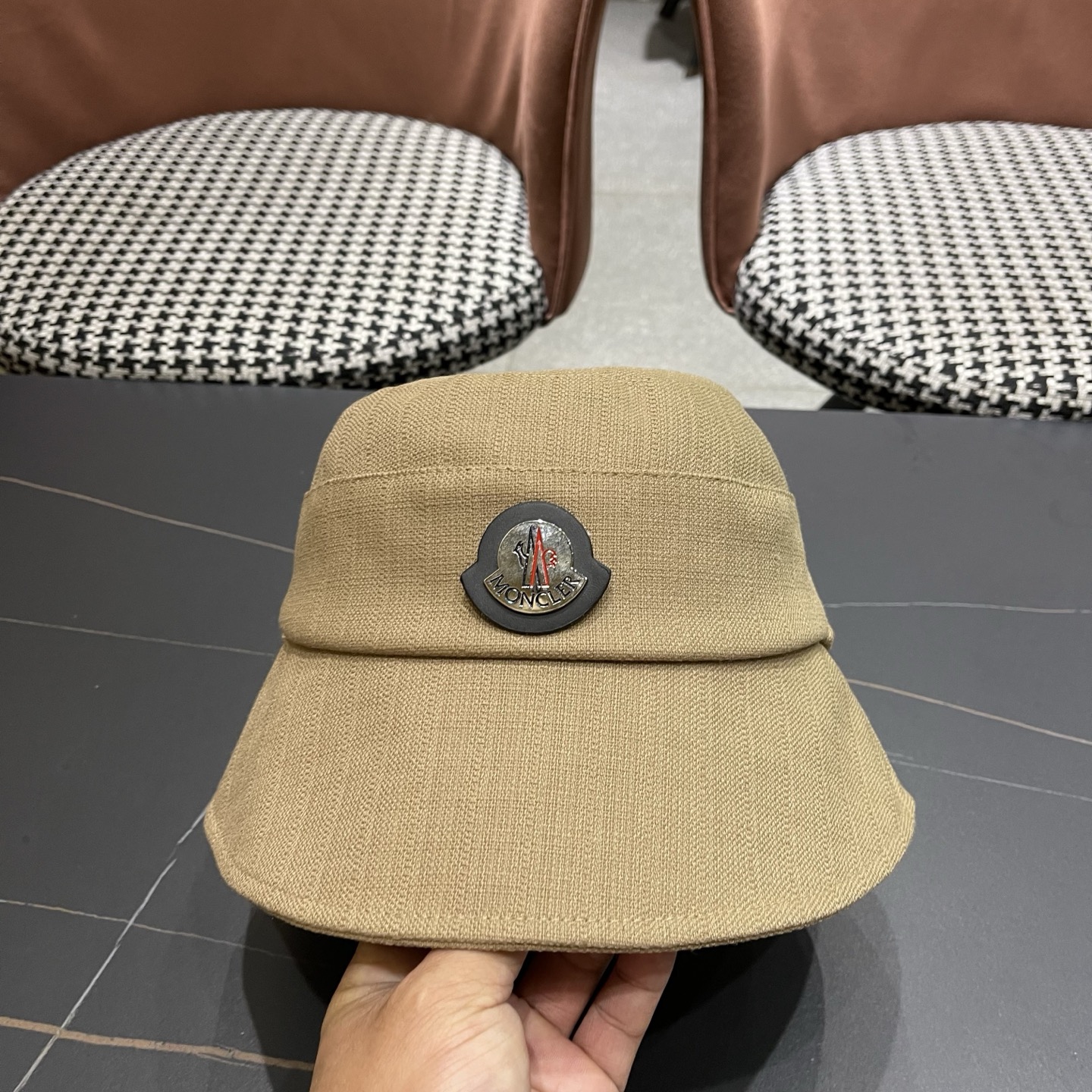 MONCLER（蒙口）韩版复古百搭系带蝴蝶结渔夫帽女春夏遮阳防晒显脸小盆帽