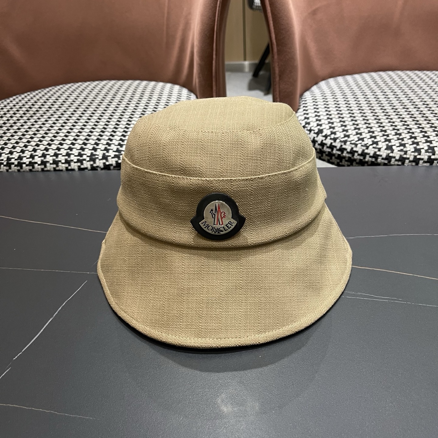 MONCLER（蒙口）韩版复古百搭系带蝴蝶结渔夫帽女春夏遮阳防晒显脸小盆帽