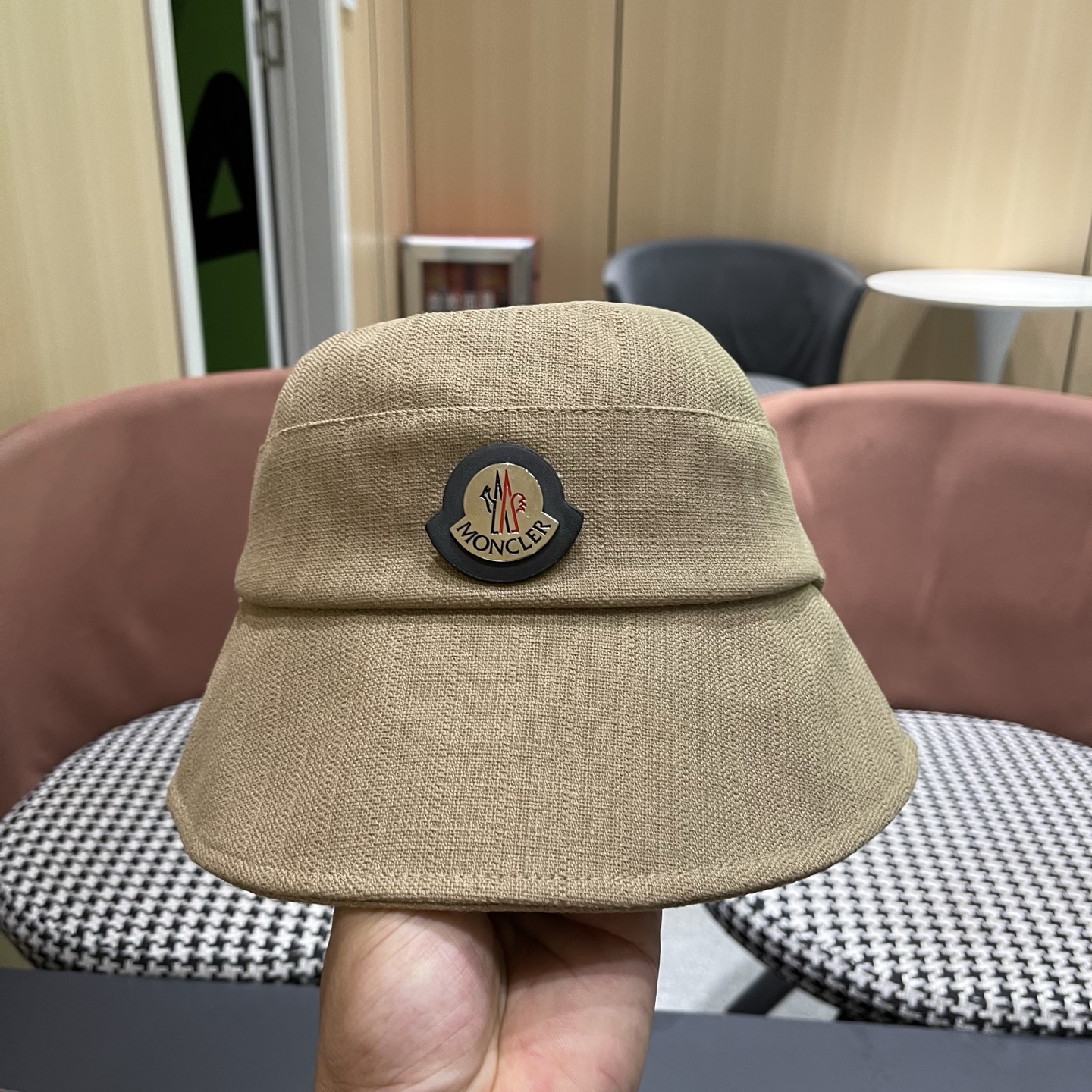MONCLER（蒙口）韩版复古百搭系带蝴蝶结渔夫帽女春夏遮阳防晒显脸小盆帽
