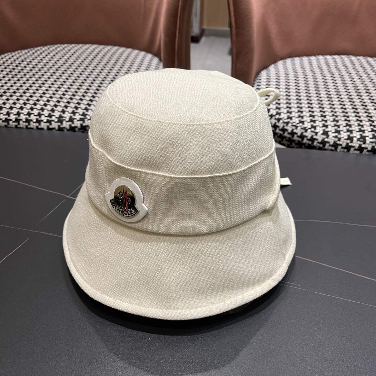 MONCLER（蒙口）韩版复古百搭系带蝴蝶结渔夫帽女春夏遮阳防晒显脸小盆帽