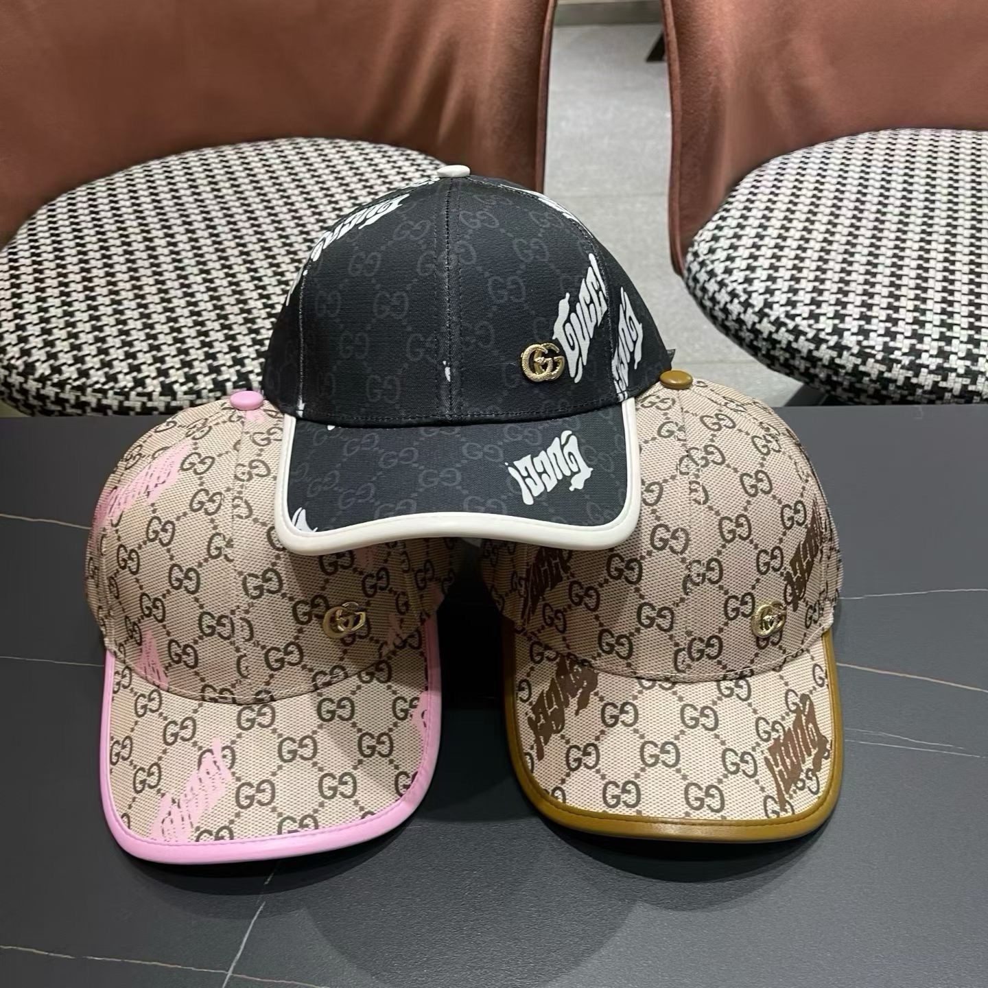 【GUCCI 古奇】高端板本原单棒球帽，做工精细透气舒适❤️日韩时尚潮流❤️❤️❤️棒球帽原单品质火爆来