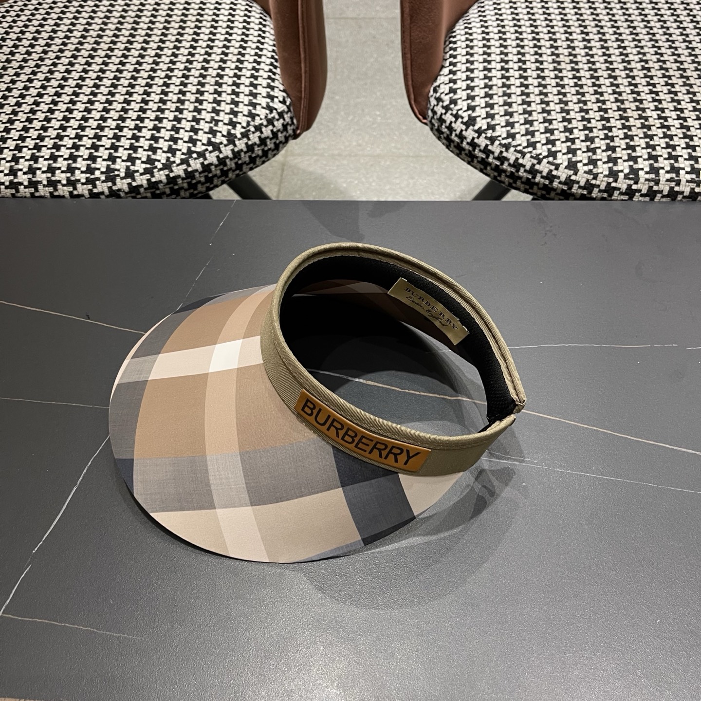 巴宝莉BURBERRY 韩系格子太阳帽女夏季出游大檐防晒遮阳帽骑行休闲百搭树叶空顶帽