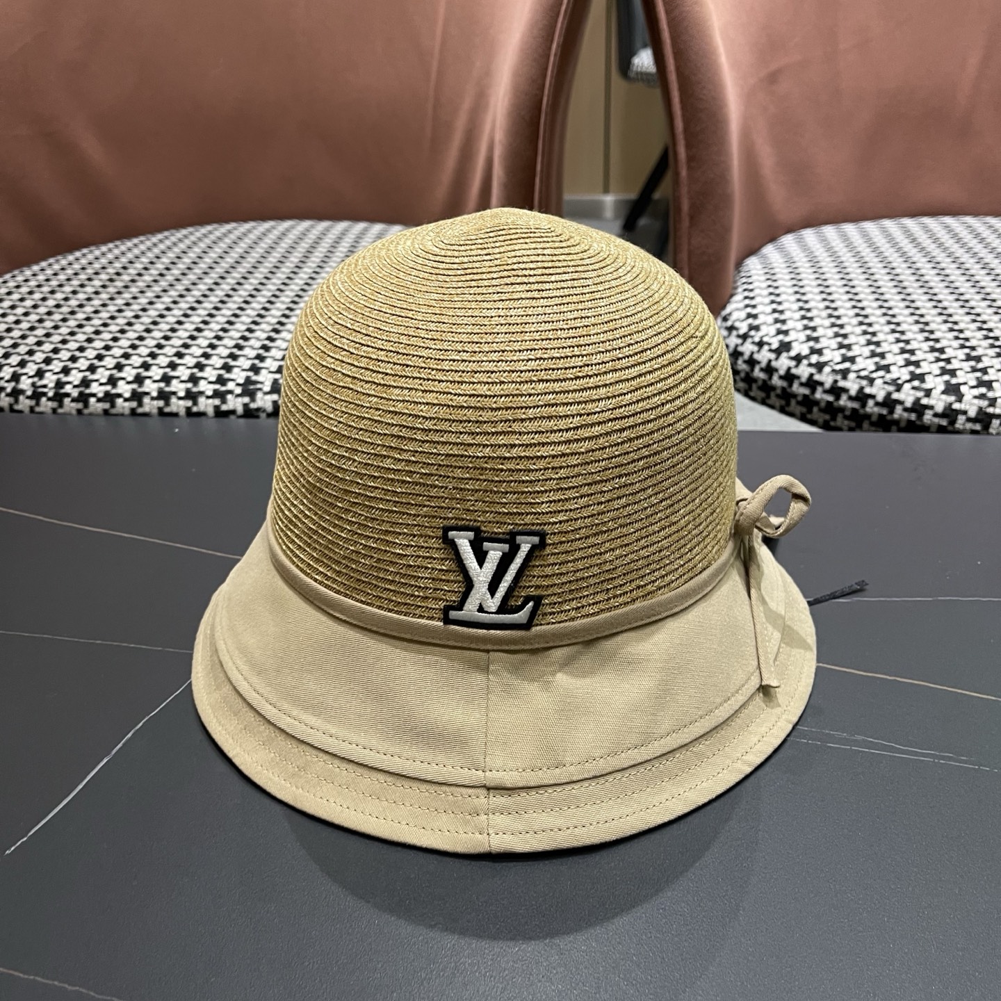 LV路易威登 优雅蝴蝶结渔夫帽女夏时尚洋气好看出游盆帽防晒遮阳草编帽子