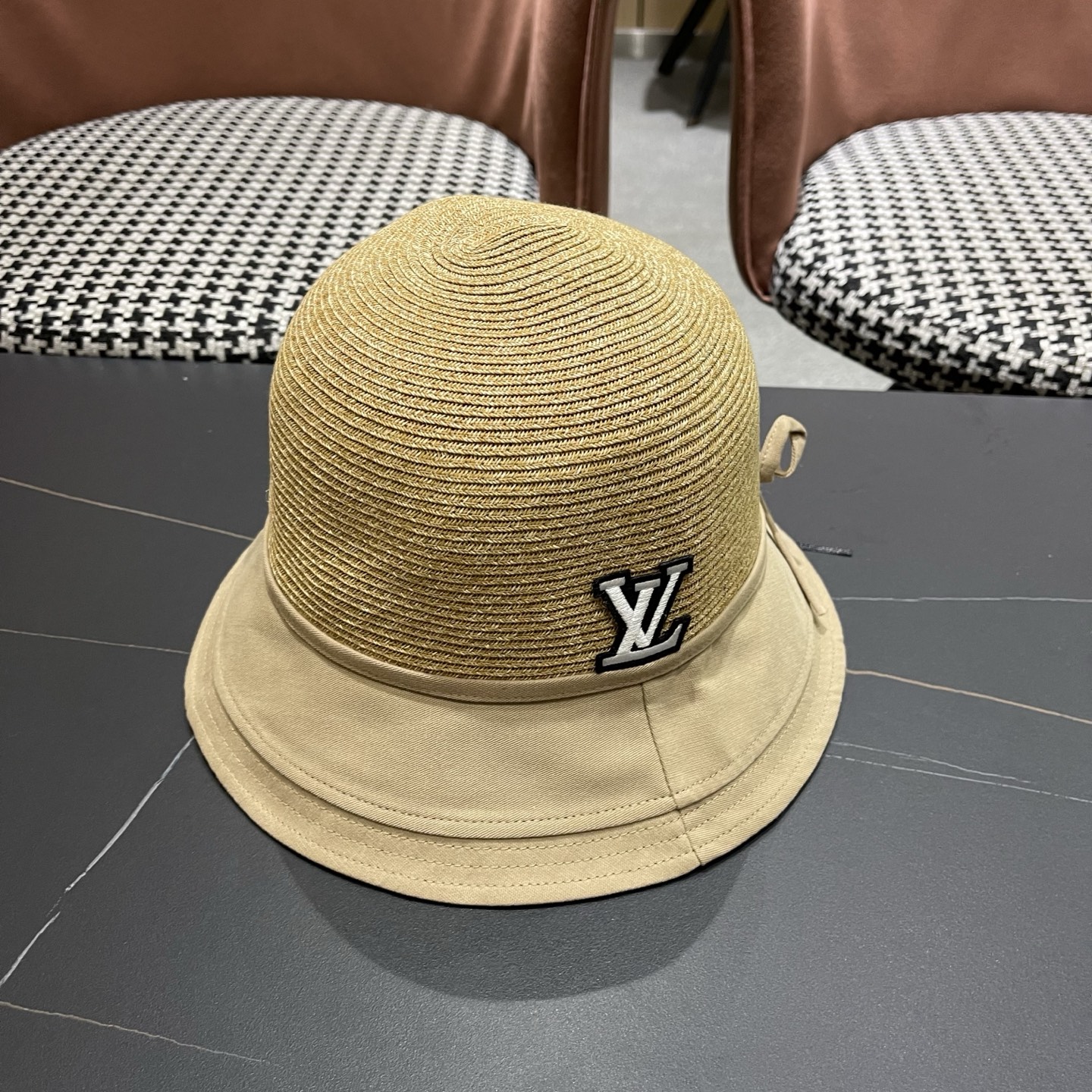 LV路易威登 优雅蝴蝶结渔夫帽女夏时尚洋气好看出游盆帽防晒遮阳草编帽子