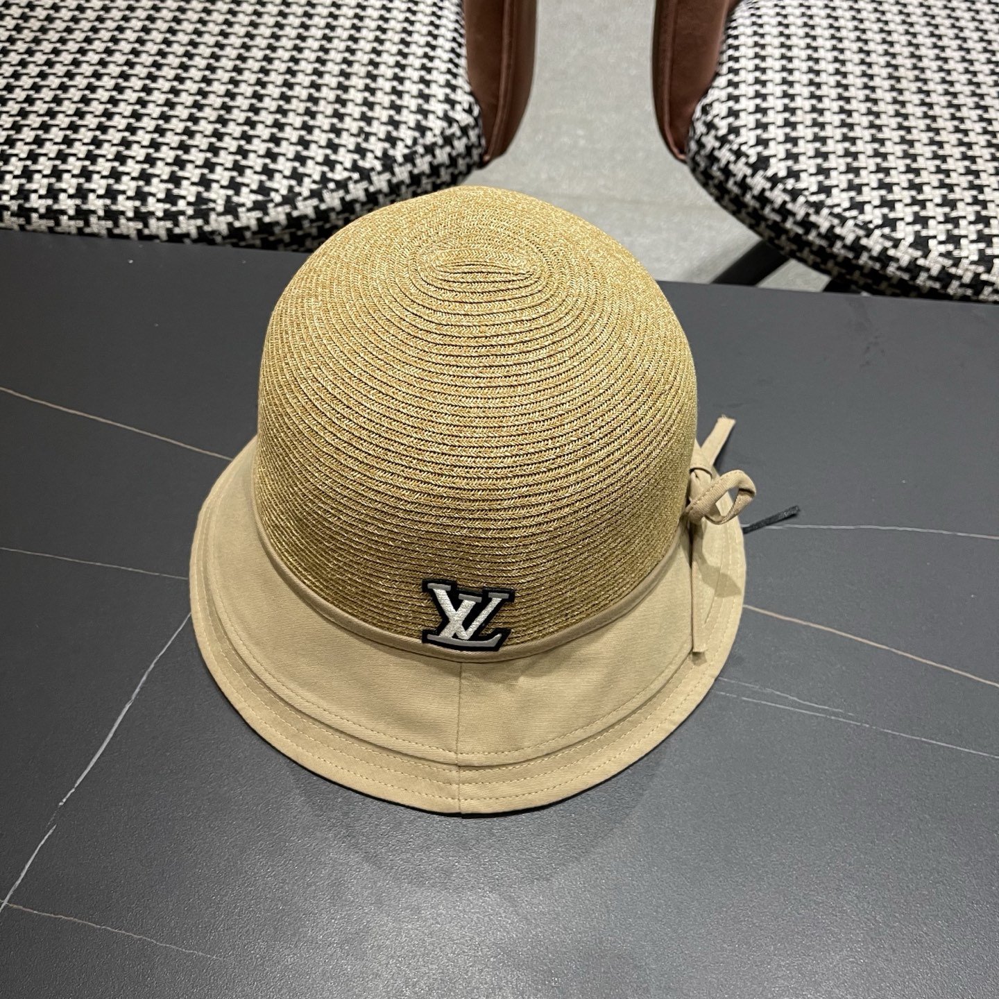 LV路易威登 优雅蝴蝶结渔夫帽女夏时尚洋气好看出游盆帽防晒遮阳草编帽子
