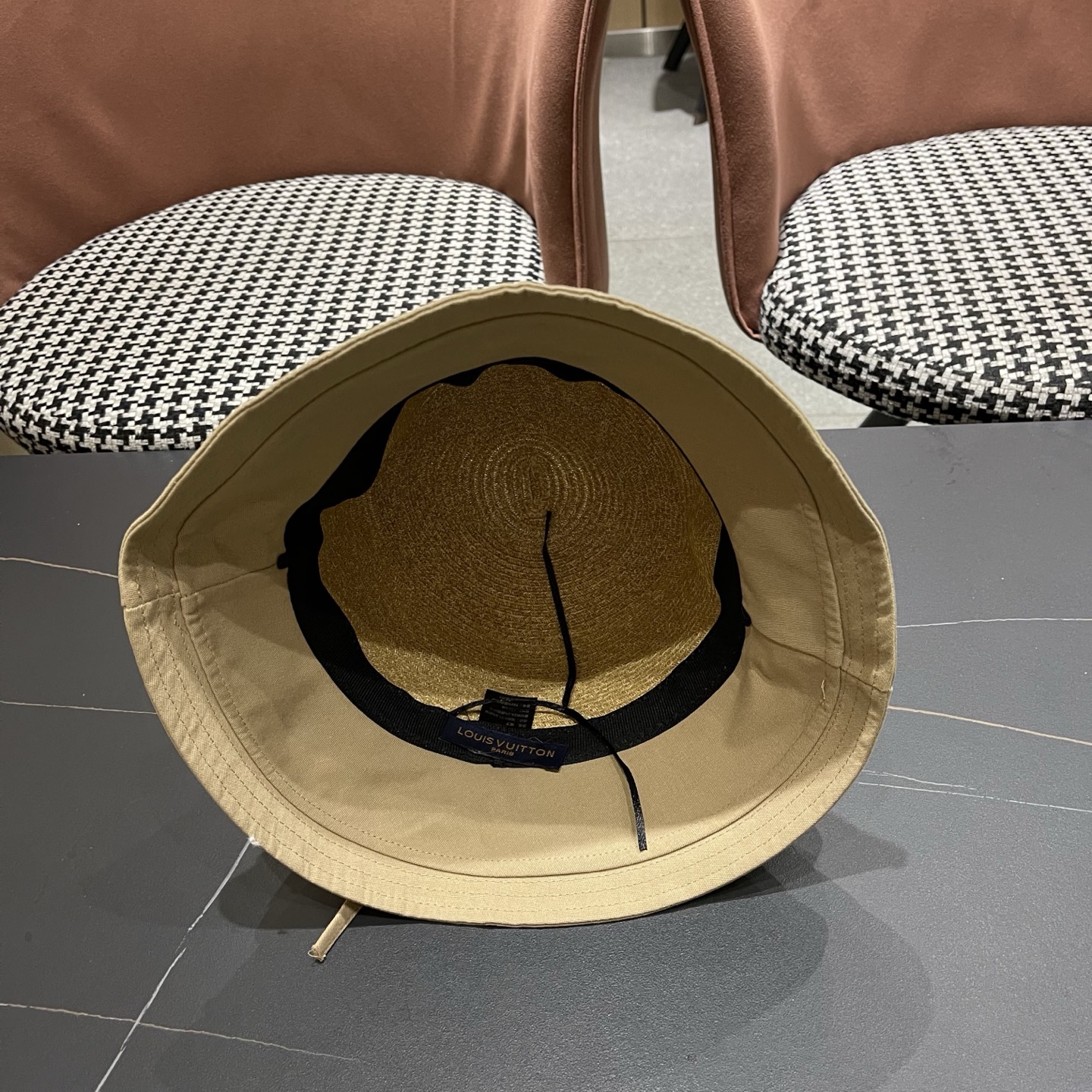 LV路易威登 优雅蝴蝶结渔夫帽女夏时尚洋气好看出游盆帽防晒遮阳草编帽子