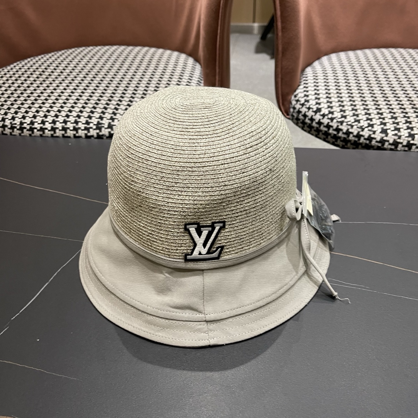 LV路易威登 优雅蝴蝶结渔夫帽女夏时尚洋气好看出游盆帽防晒遮阳草编帽子