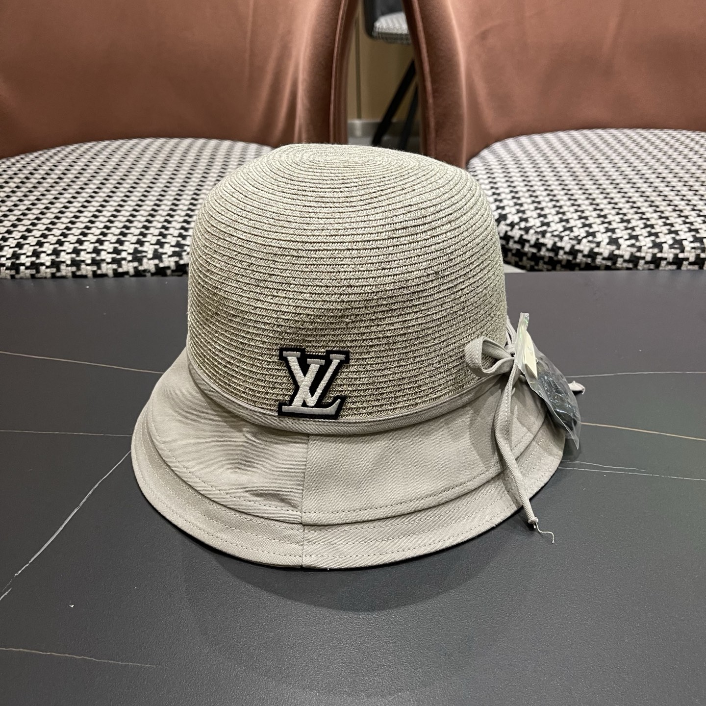 LV路易威登 优雅蝴蝶结渔夫帽女夏时尚洋气好看出游盆帽防晒遮阳草编帽子