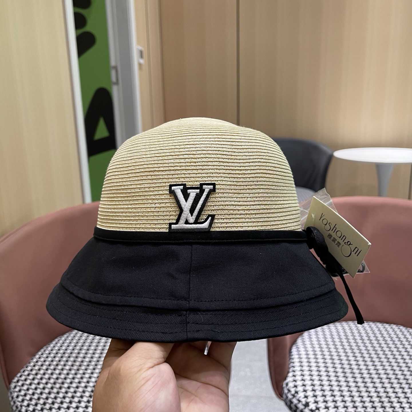 LV路易威登 优雅蝴蝶结渔夫帽女夏时尚洋气好看出游盆帽防晒遮阳草编帽子