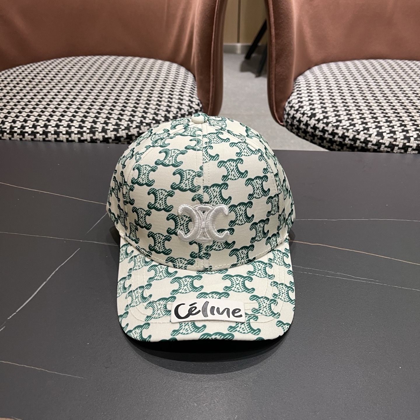 【CELINE赛琳】新款原单棒球帽日韩风格，随便搭配都超好看！出门旅游，绝对要入手的一款