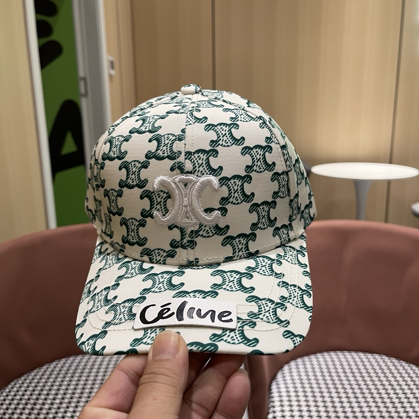 【CELINE赛琳】新款原单棒球帽日韩风格，随便搭配都超好看！出门旅游，绝对要入手的一款