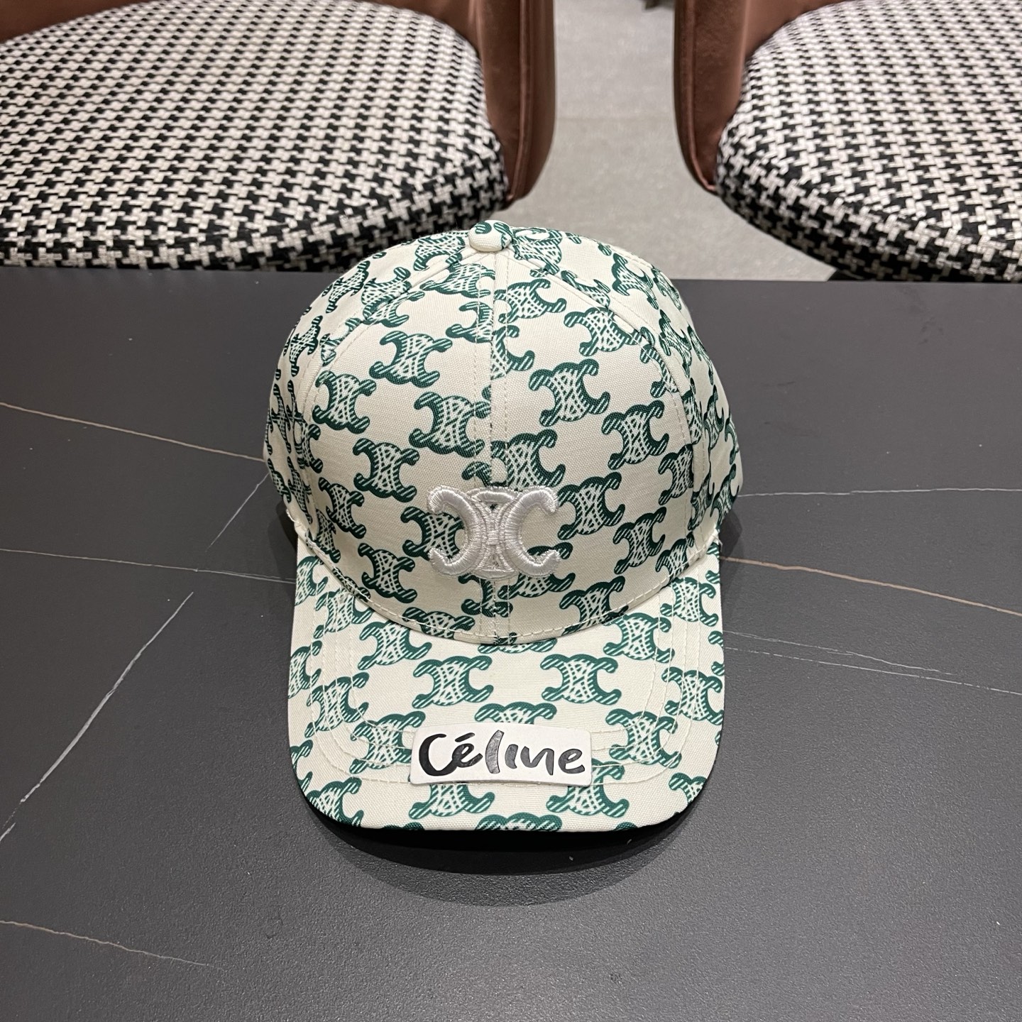 【CELINE赛琳】新款原单棒球帽日韩风格，随便搭配都超好看！出门旅游，绝对要入手的一款