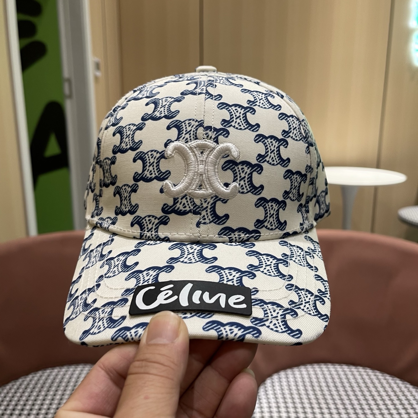 【CELINE赛琳】新款原单棒球帽日韩风格，随便搭配都超好看！出门旅游，绝对要入手的一款