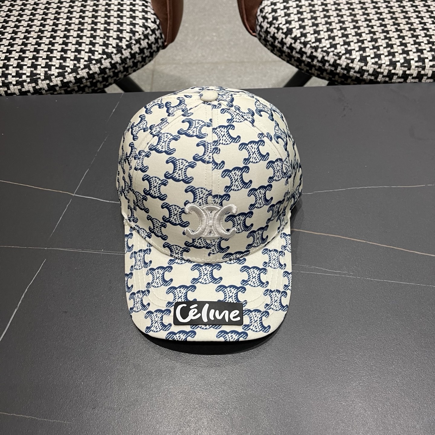 【CELINE赛琳】新款原单棒球帽日韩风格，随便搭配都超好看！出门旅游，绝对要入手的一款