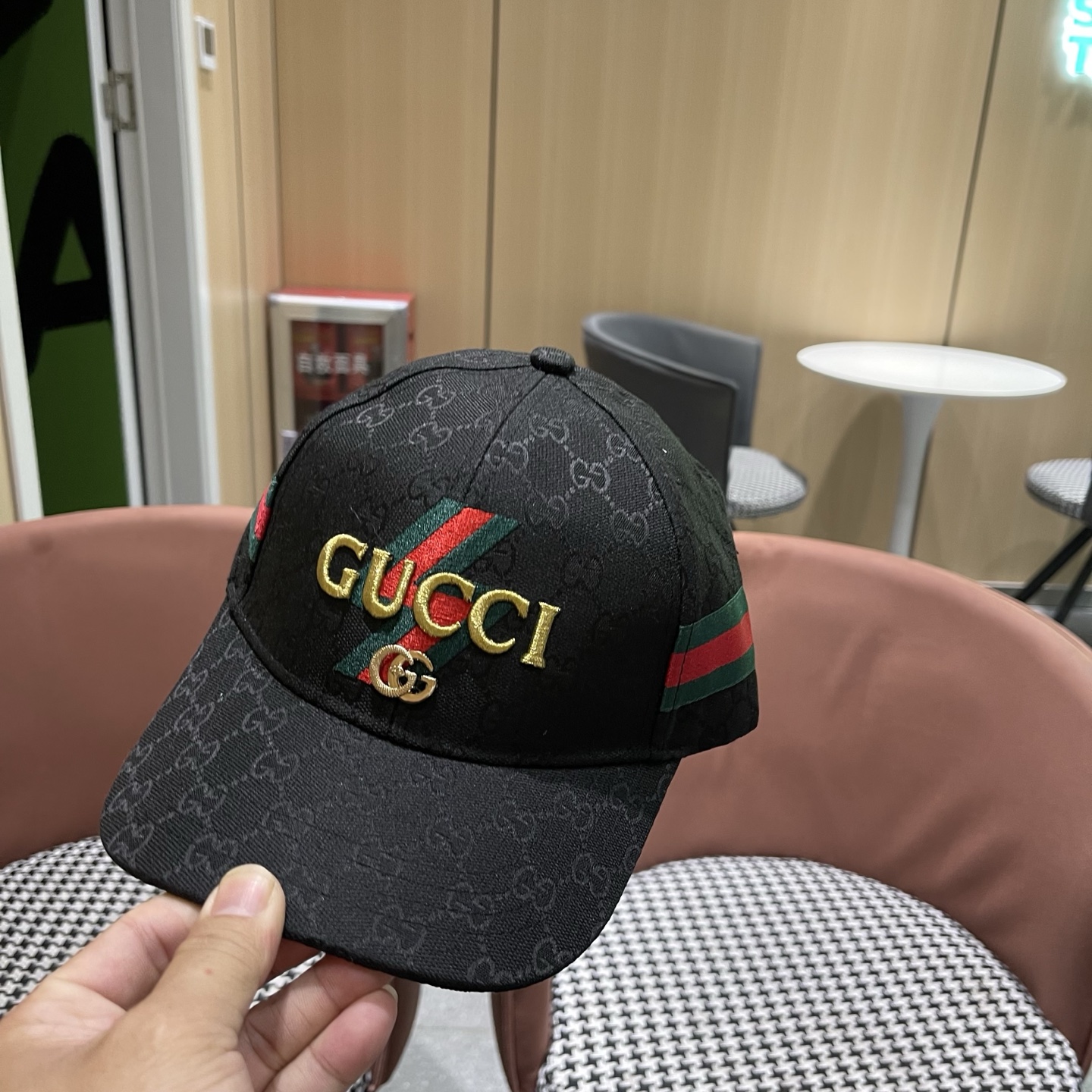 Gucci(古奇)经典原单棒球帽专柜1:1开模订制轻盈透气！实物拍摄，四季百搭男女适用，基础头围56，贴