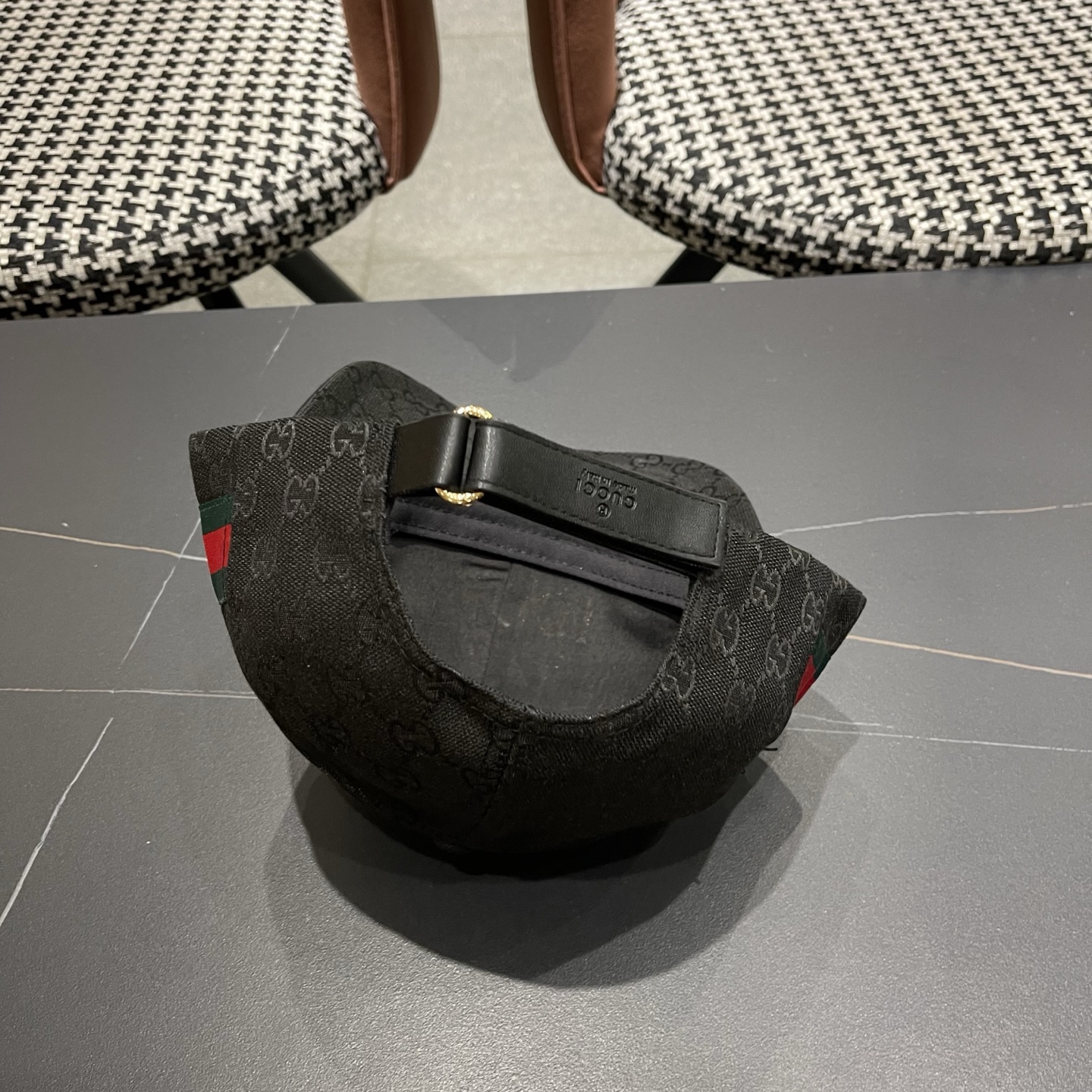 Gucci(古奇)经典原单棒球帽专柜1:1开模订制轻盈透气！实物拍摄，四季百搭男女适用，基础头围56，贴