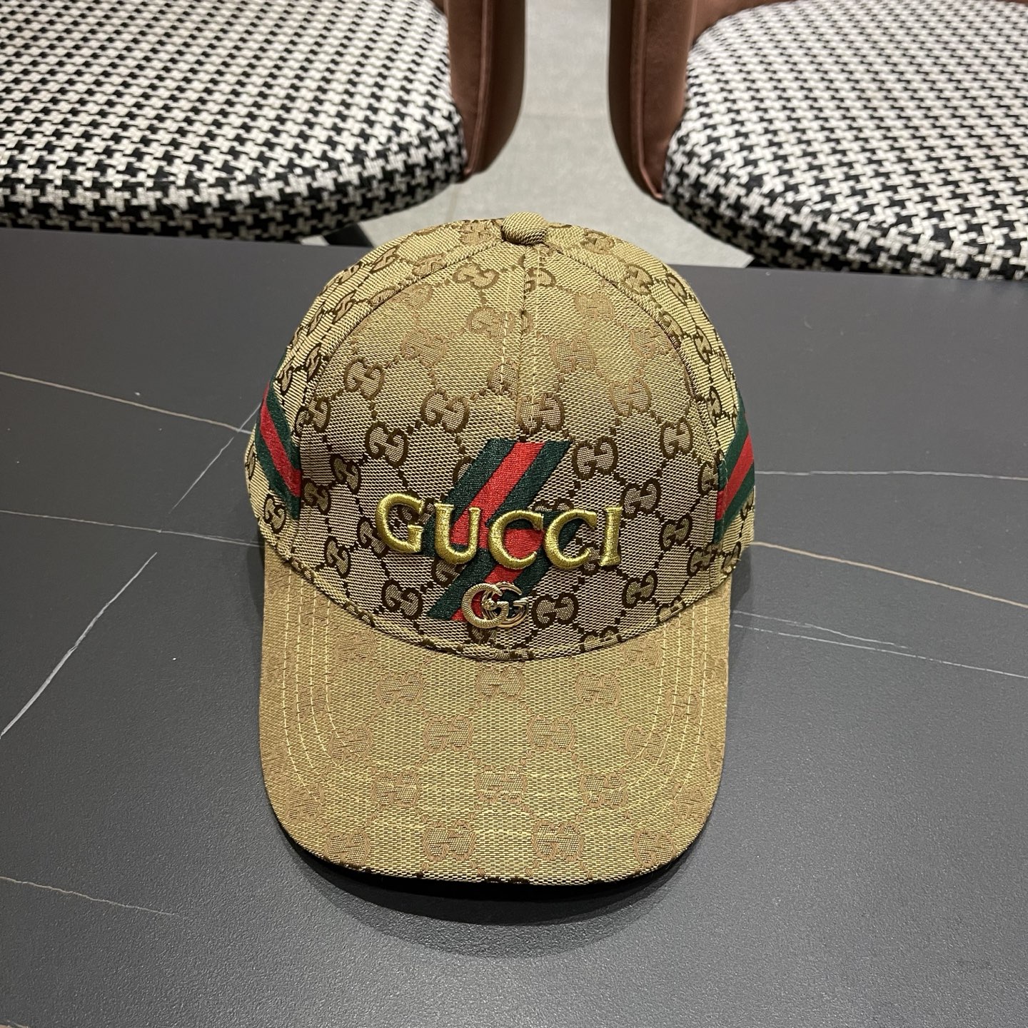 Gucci(古奇)经典原单棒球帽专柜1:1开模订制轻盈透气！实物拍摄，四季百搭男女适用，基础头围56，贴