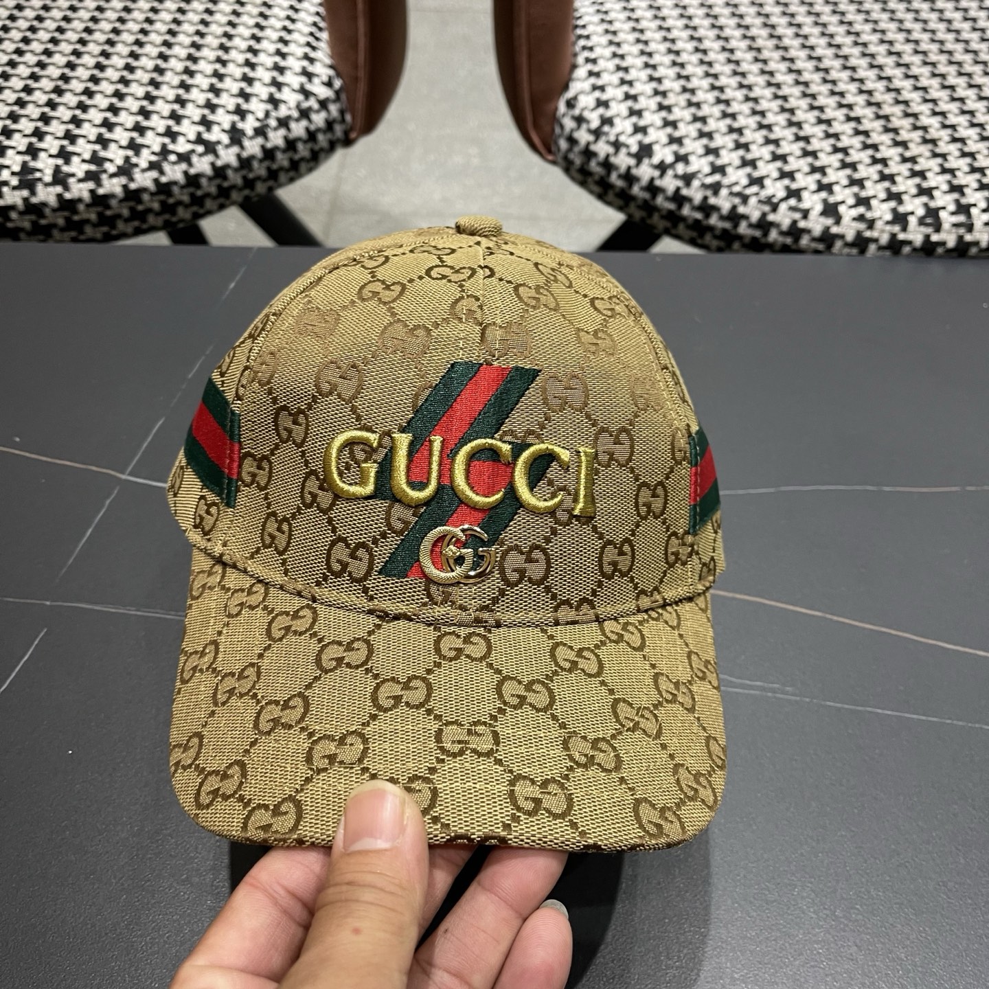 Gucci(古奇)经典原单棒球帽专柜1:1开模订制轻盈透气！实物拍摄，四季百搭男女适用，基础头围56，贴