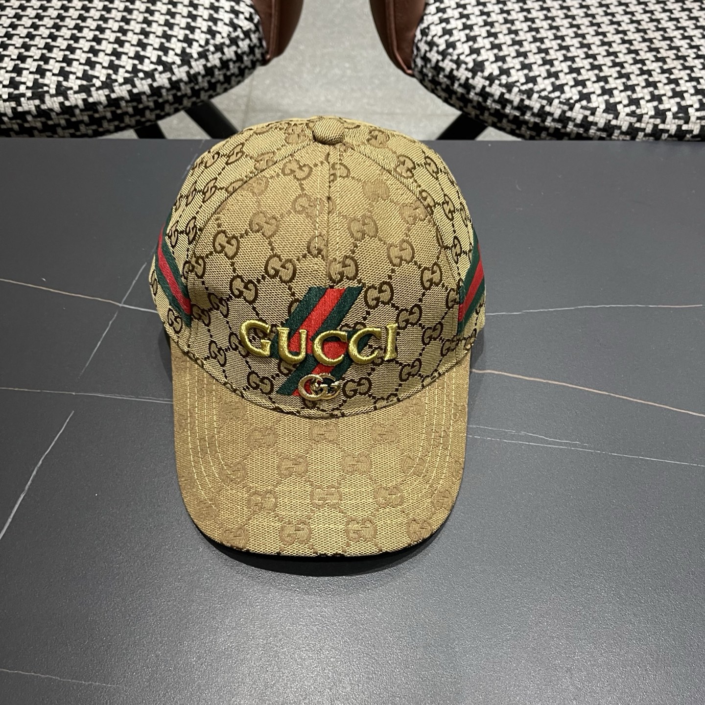 Gucci(古奇)经典原单棒球帽专柜1:1开模订制轻盈透气！实物拍摄，四季百搭男女适用，基础头围56，贴