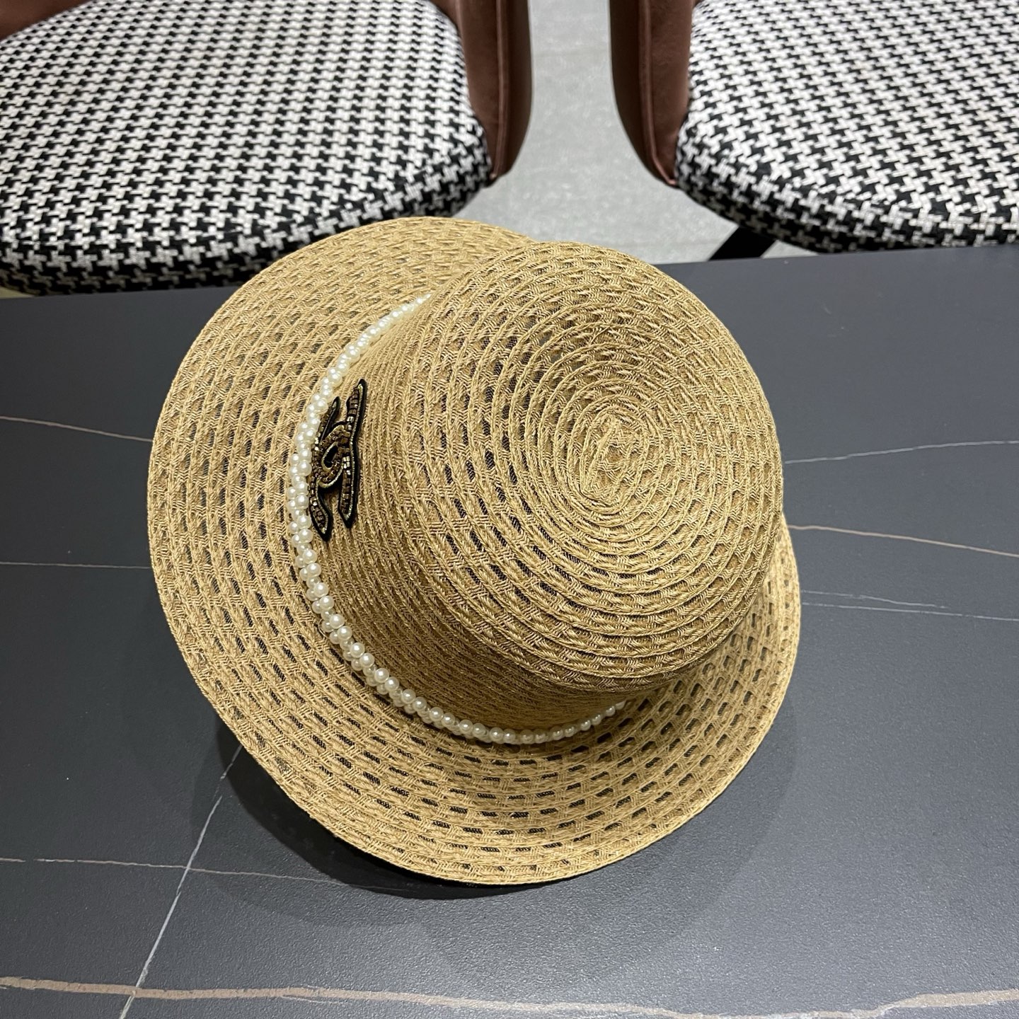 Chanel香奈儿镂空带珍珠遮阳帽草帽，头围57cm，出街必备
