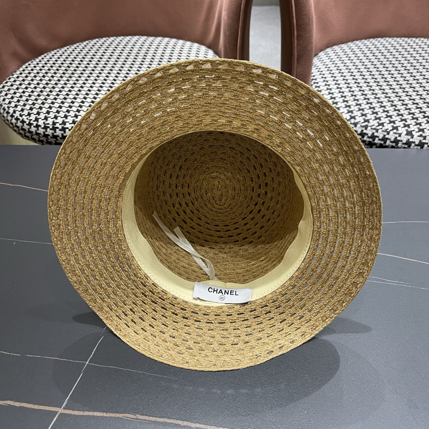 Chanel香奈儿镂空带珍珠遮阳帽草帽，头围57cm，出街必备