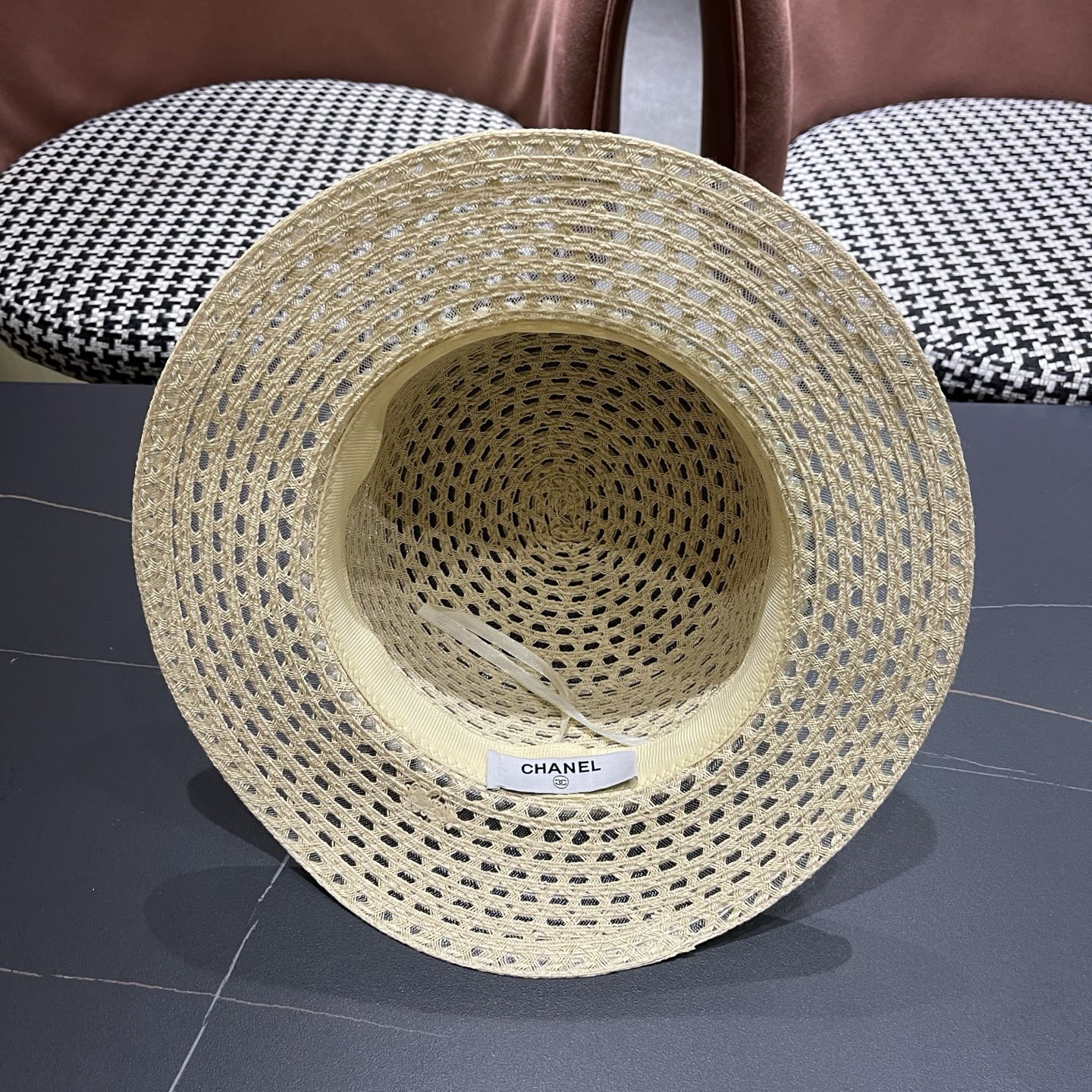Chanel香奈儿镂空带珍珠遮阳帽草帽，头围57cm，出街必备
