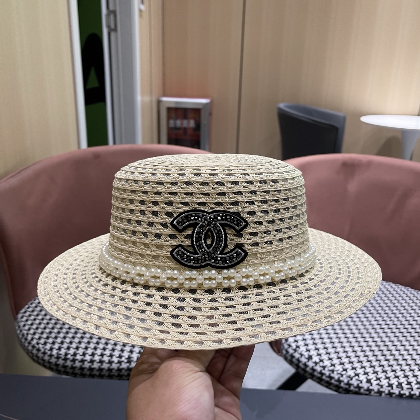 Chanel香奈儿镂空带珍珠遮阳帽草帽，头围57cm，出街必备
