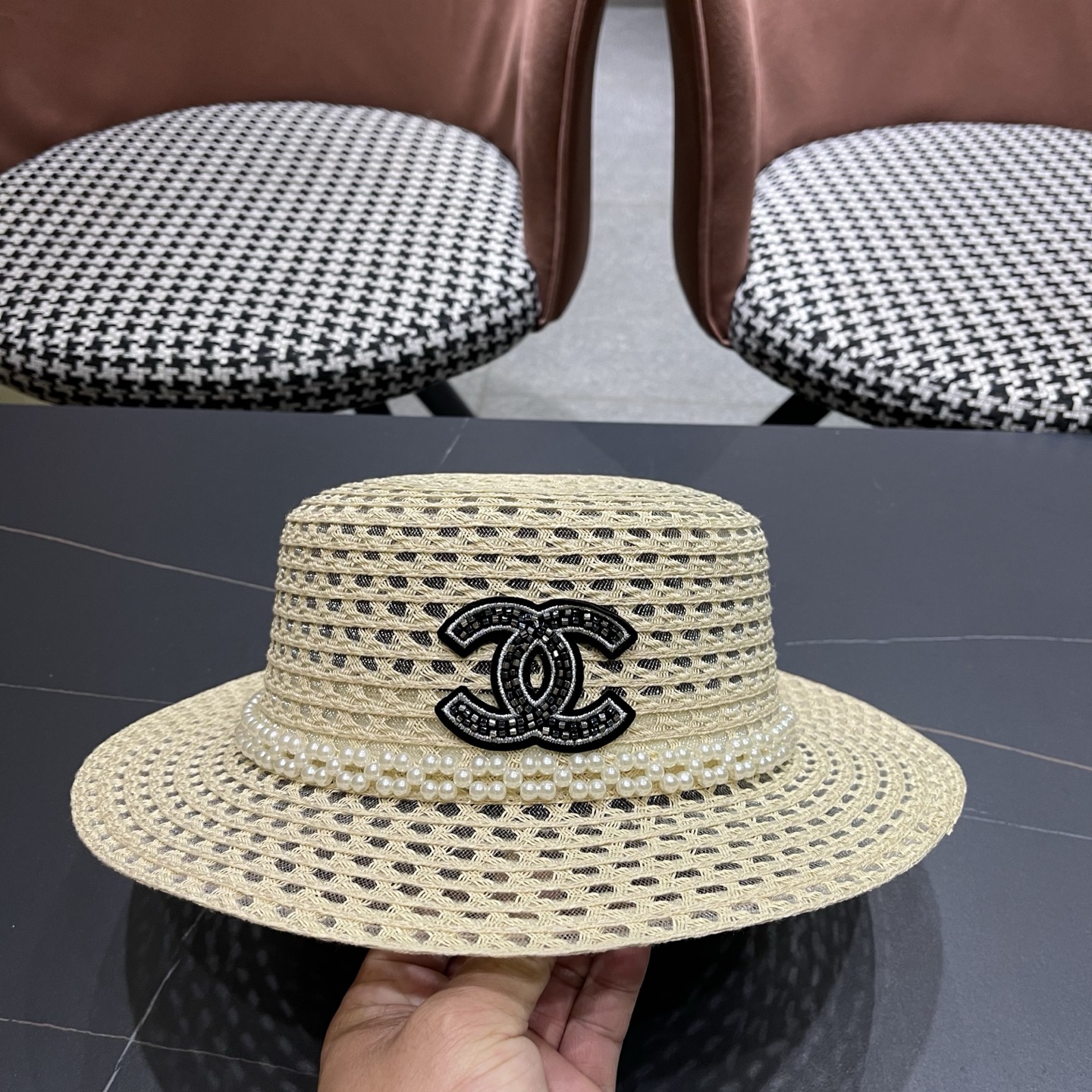 Chanel香奈儿镂空带珍珠遮阳帽草帽，头围57cm，出街必备