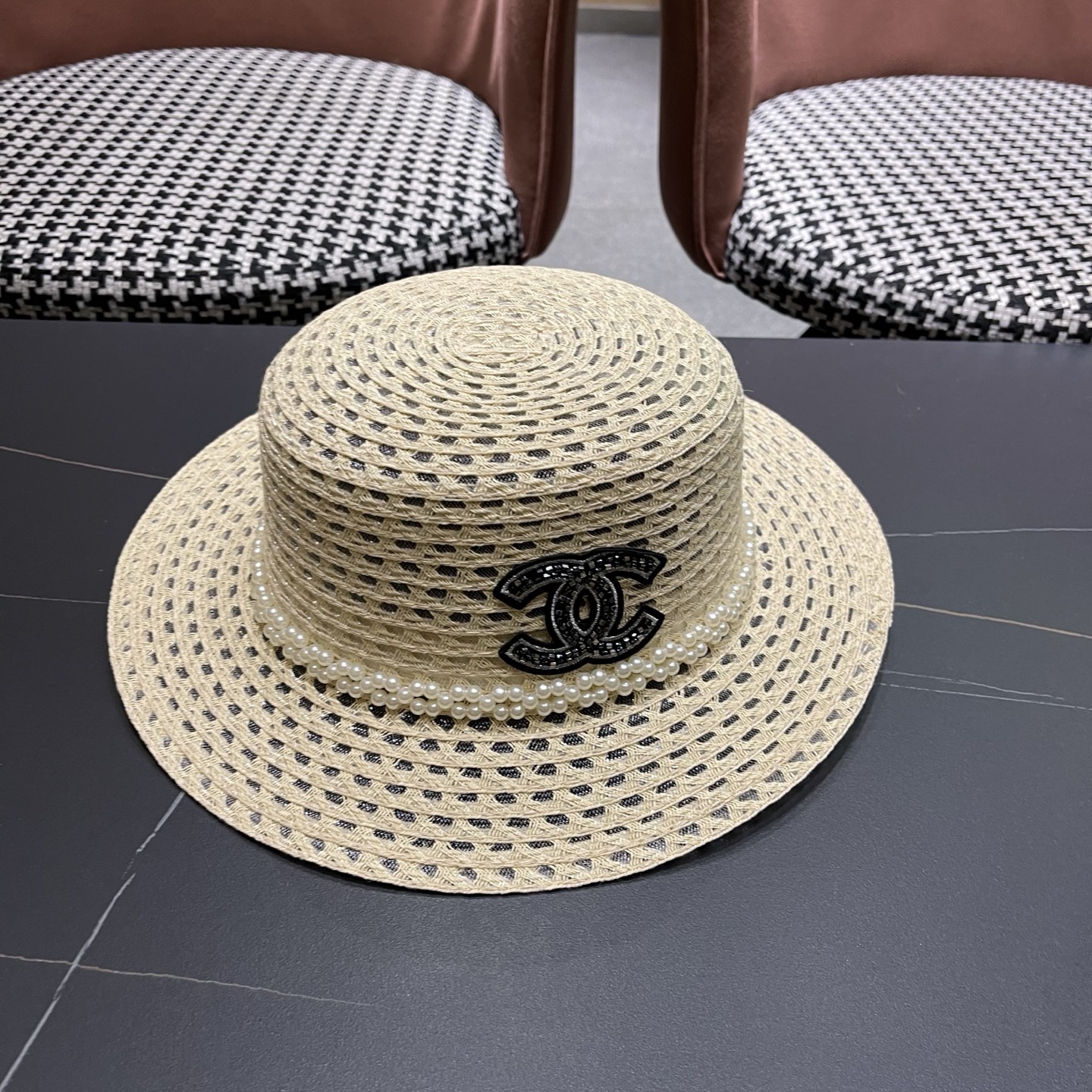 Chanel香奈儿镂空带珍珠遮阳帽草帽，头围57cm，出街必备