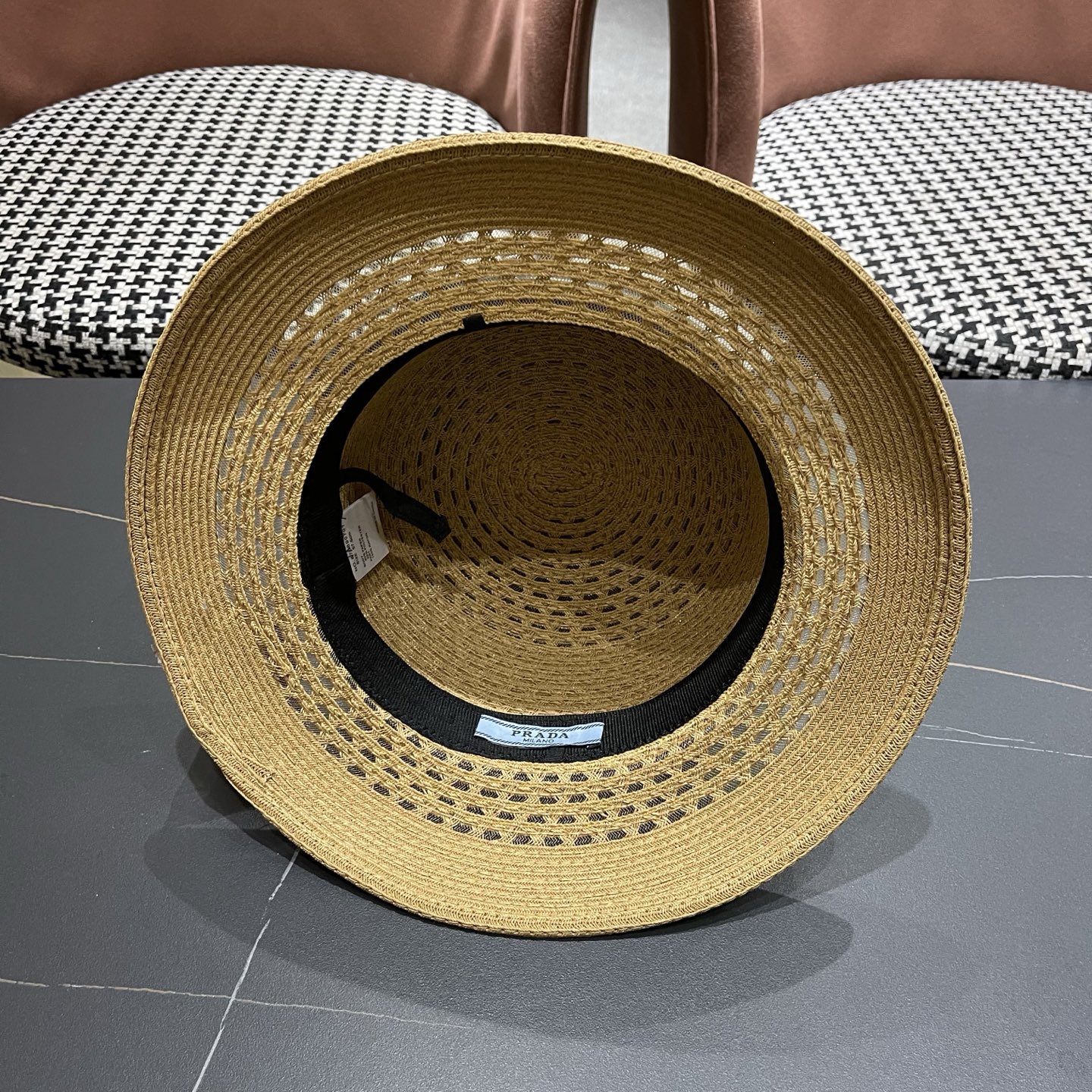 普拉达Prada新款镂空遮阳草帽，头围57cm