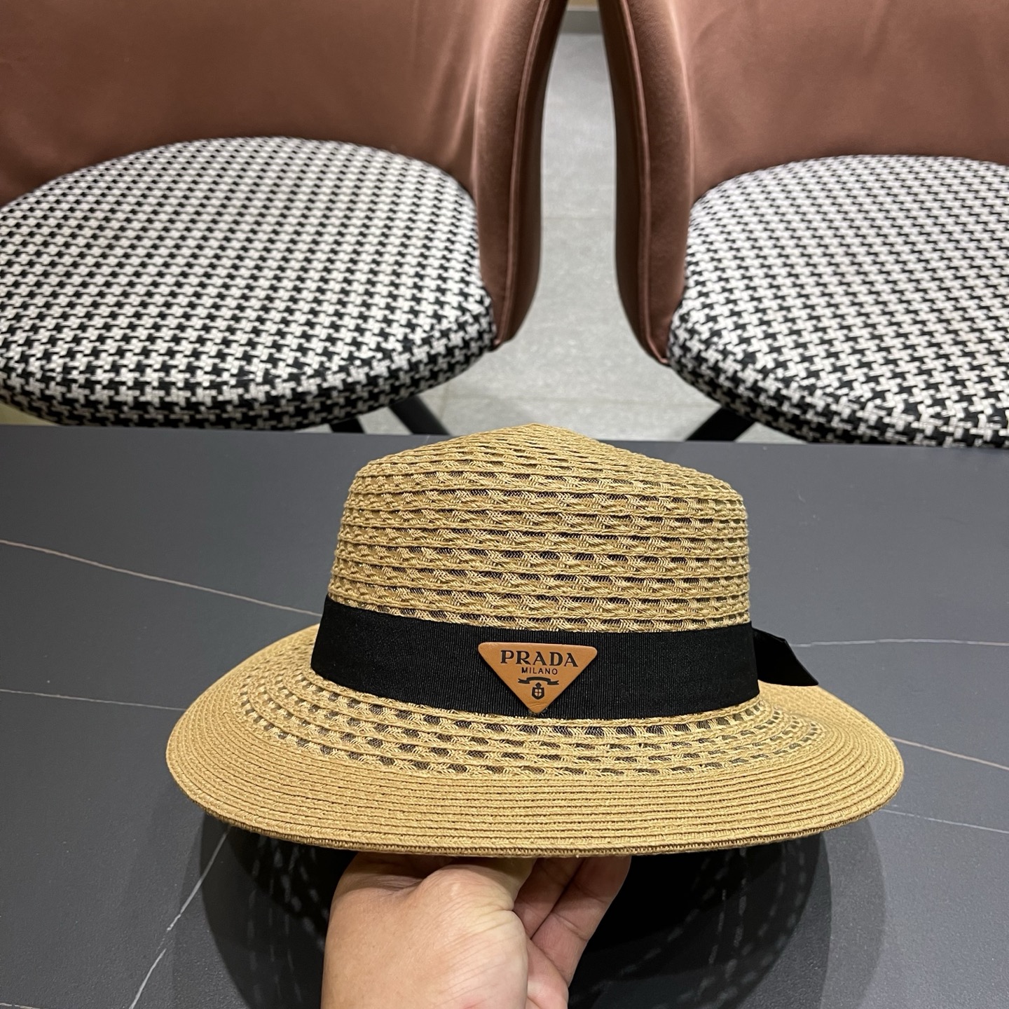 普拉达Prada新款镂空遮阳草帽，头围57cm