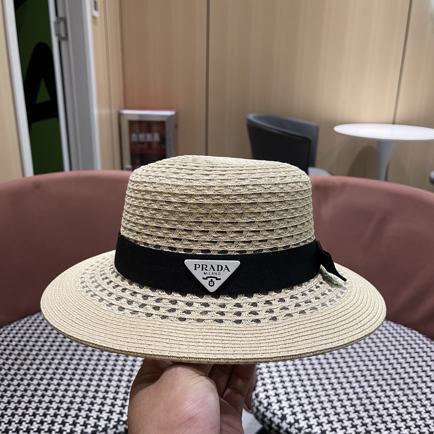 普拉达Prada新款镂空遮阳草帽，头围57cm